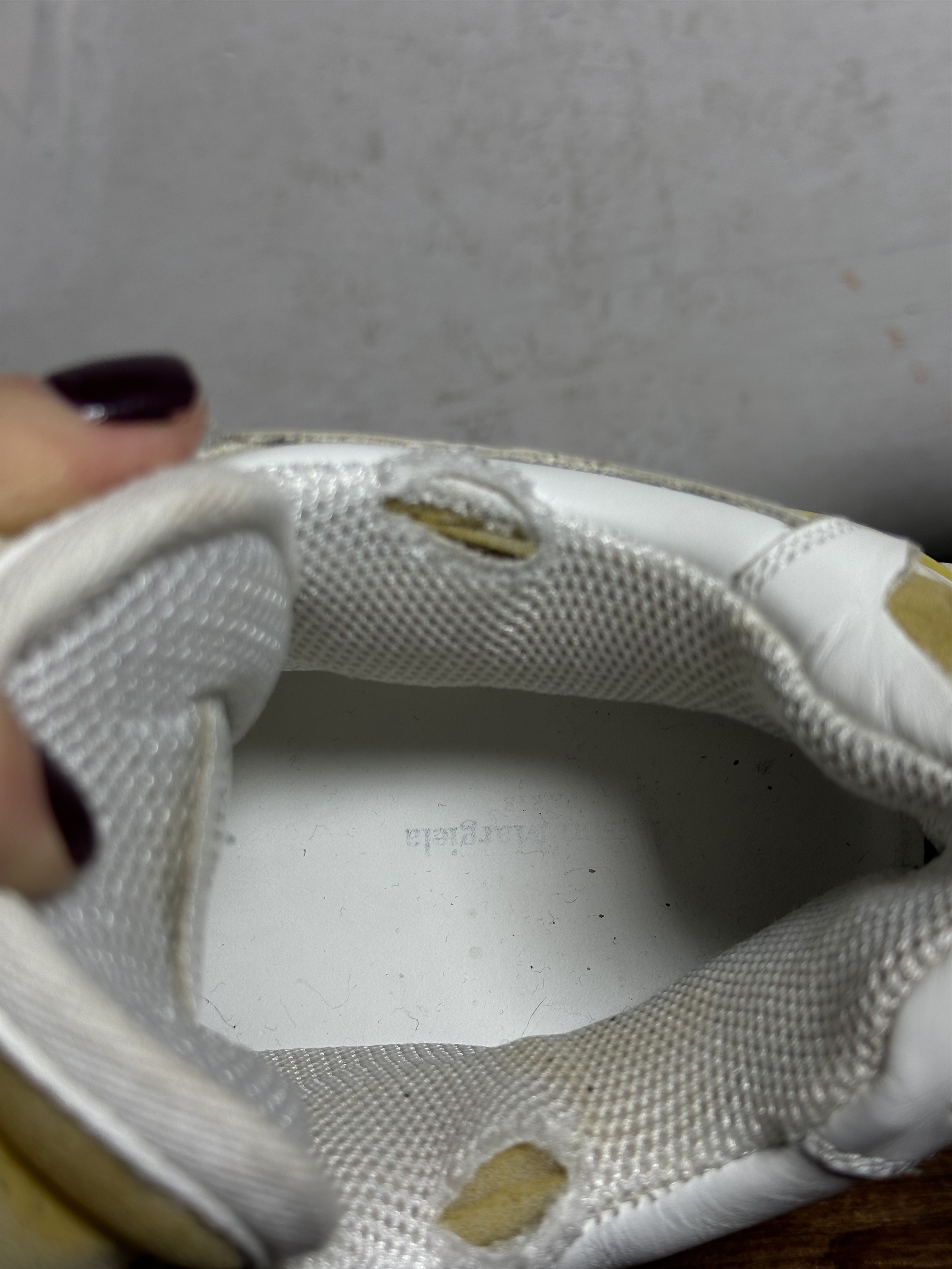 Maison Margiela Maison Margiela Retro Fit Sneakers Size US 5.5 / EU 38 - 16 Thumbnail