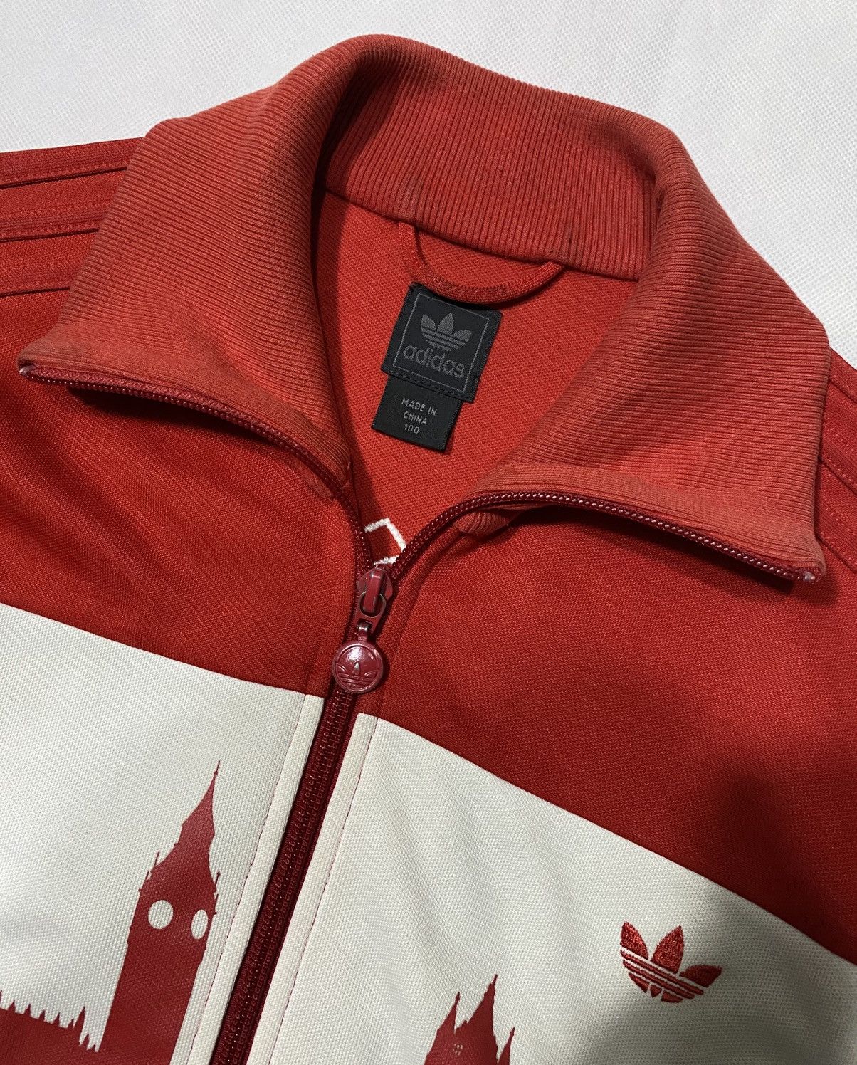 Adidas VINTAGE 2006 ADIDAS LONDON BRIDGE TRACK TOP RED WHITE Size US M / EU 48-50 / 2 - 10 Thumbnail