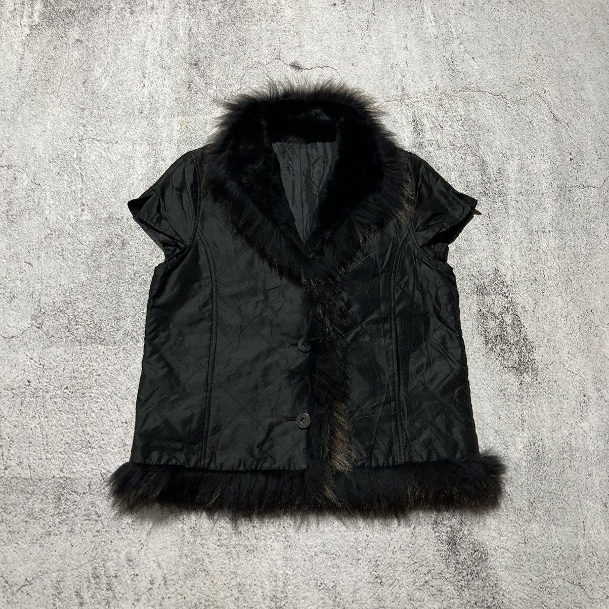 Japanese Brand 2000s Japanese Brand Trim Fur Vest Jacket Vkei Gothic Grunge Size US L / EU 52-54 / 3 - 1 Thumbnail