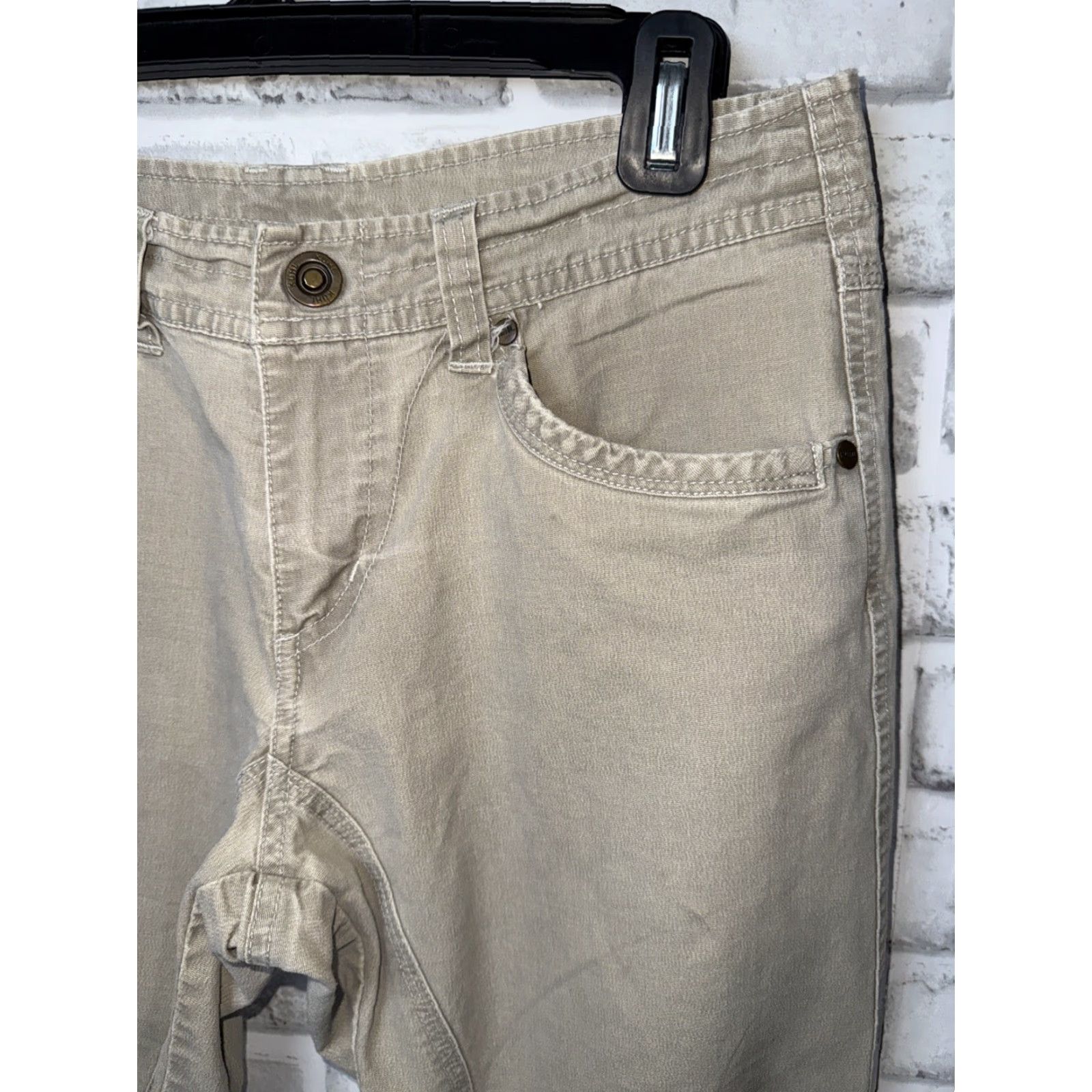 Vintage Kuhl Light Beige Women's Hiking Pants Size 6 User: Kuhl Light Beige Women's Hiking Pants Size 6 Size 28" / US 6 / IT 42 - 2 Thumbnail