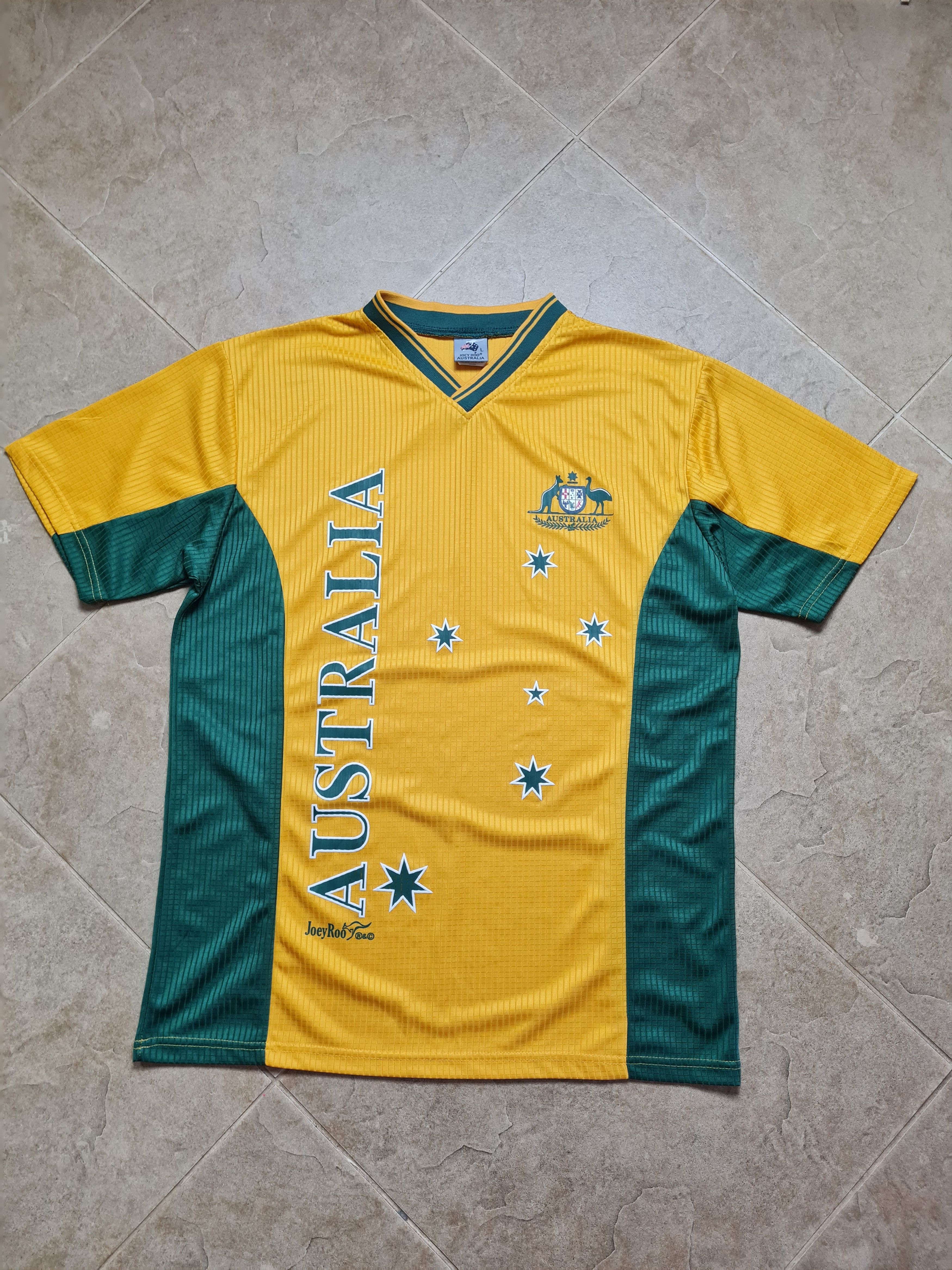 Other Jersey Australia National Football Mens Soccer Team Size L Size US L / EU 52-54 / 3 - 1 Thumbnail