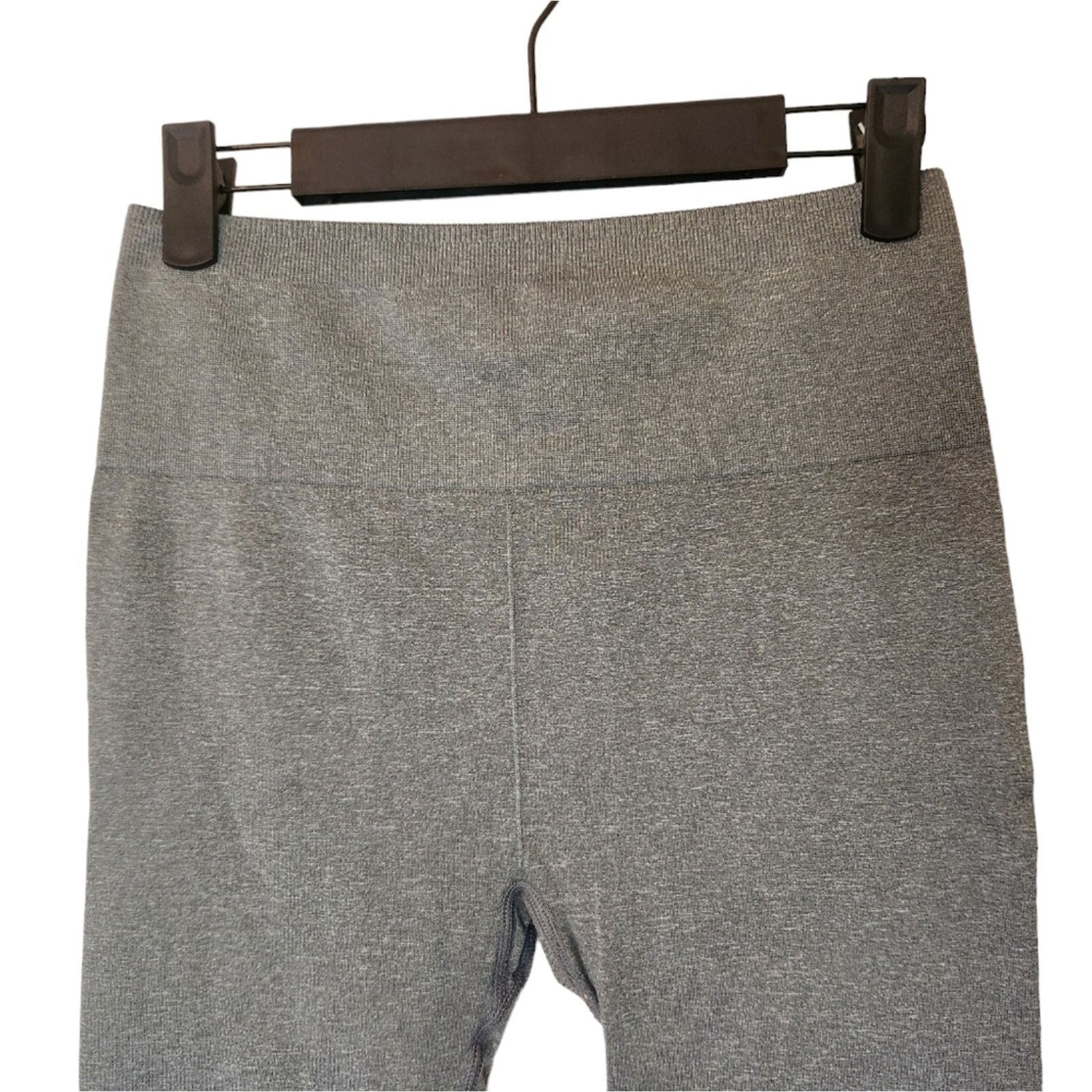 Fabletics Fabletics Seamless Gray Legging full length small Size 28" / US 6 / IT 42 - 6 Thumbnail