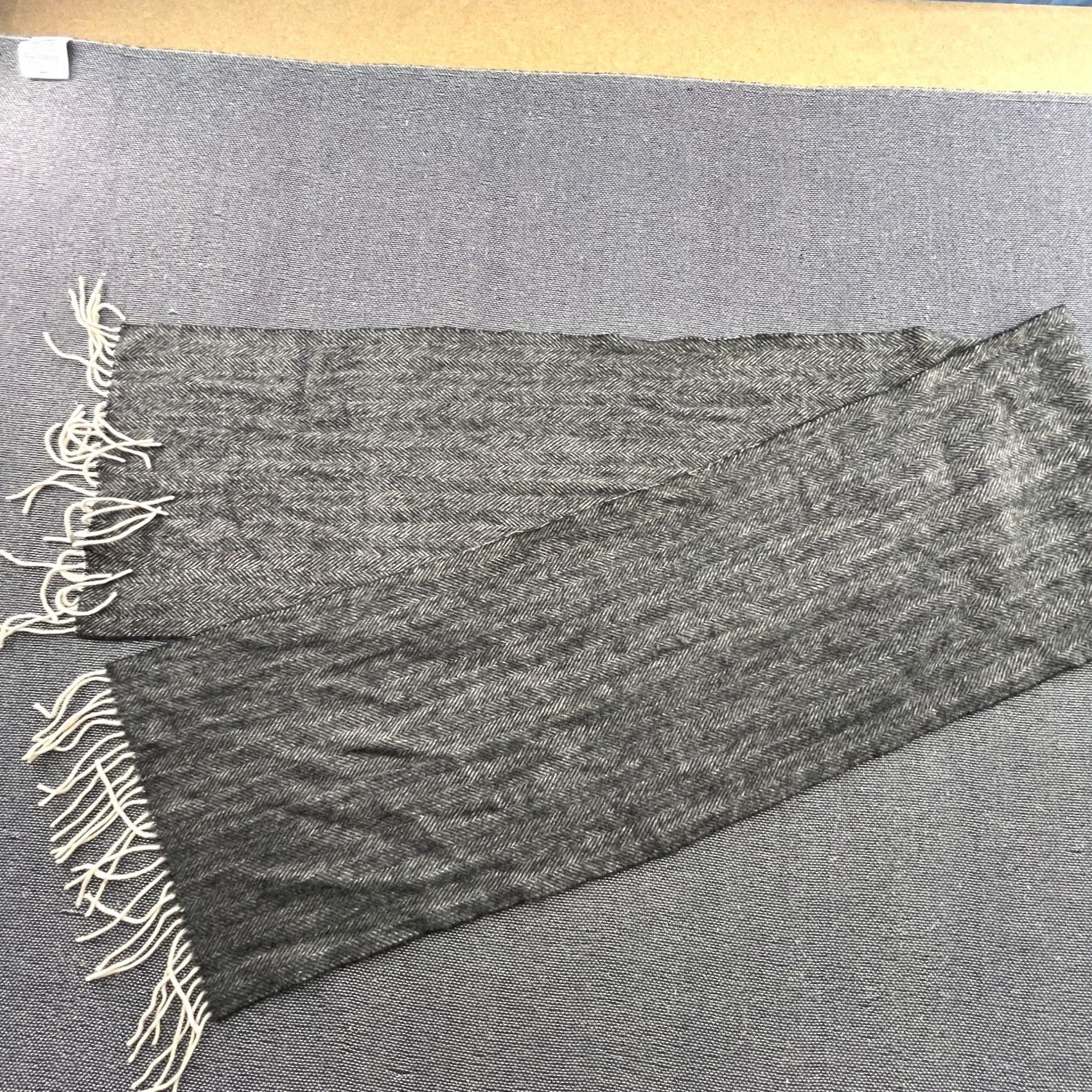 Vintage Sensi 100% Pure Cashmere Gray Scarf Knitted 72 x 11 in Size ONE SIZE - 2 Thumbnail