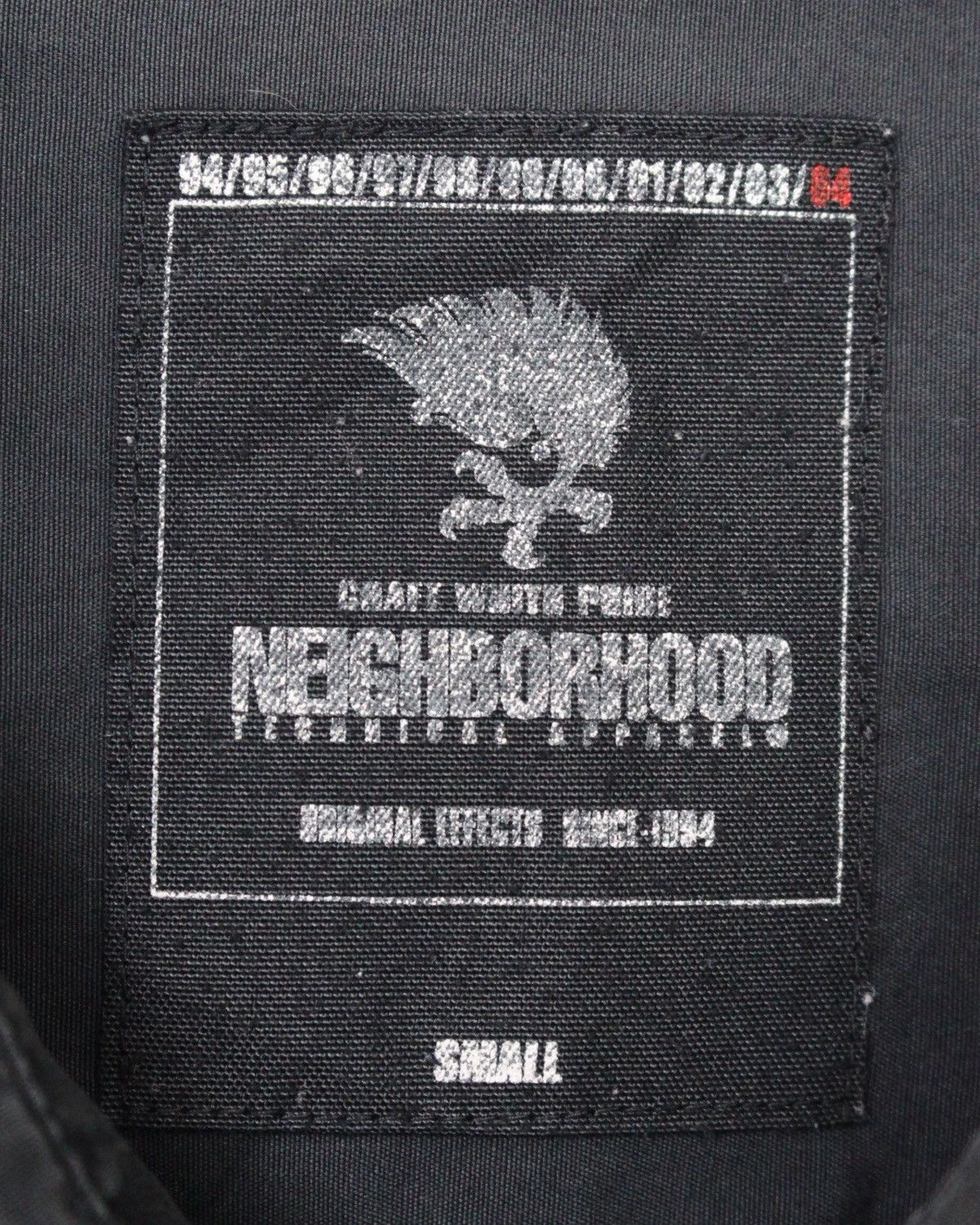 Neighborhood SS2004 NEIGHBORHOOD “SKULL CROSSBONES” BLACK BUTTON-UP SHIRT Size US S / EU 44-46 / 1 - 7 Thumbnail