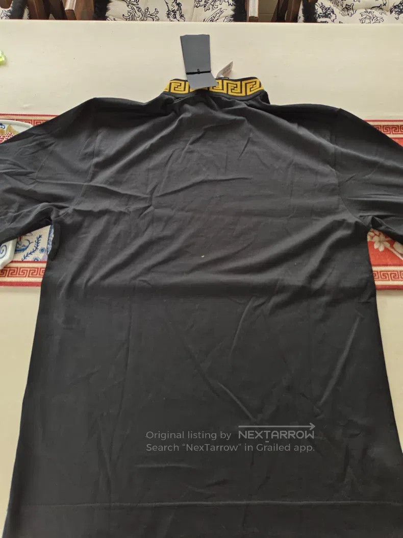 Versace Versace Co-branded short sleeves Classic presbyopia logo o Size US L / EU 52-54 / 3 - 4 Thumbnail