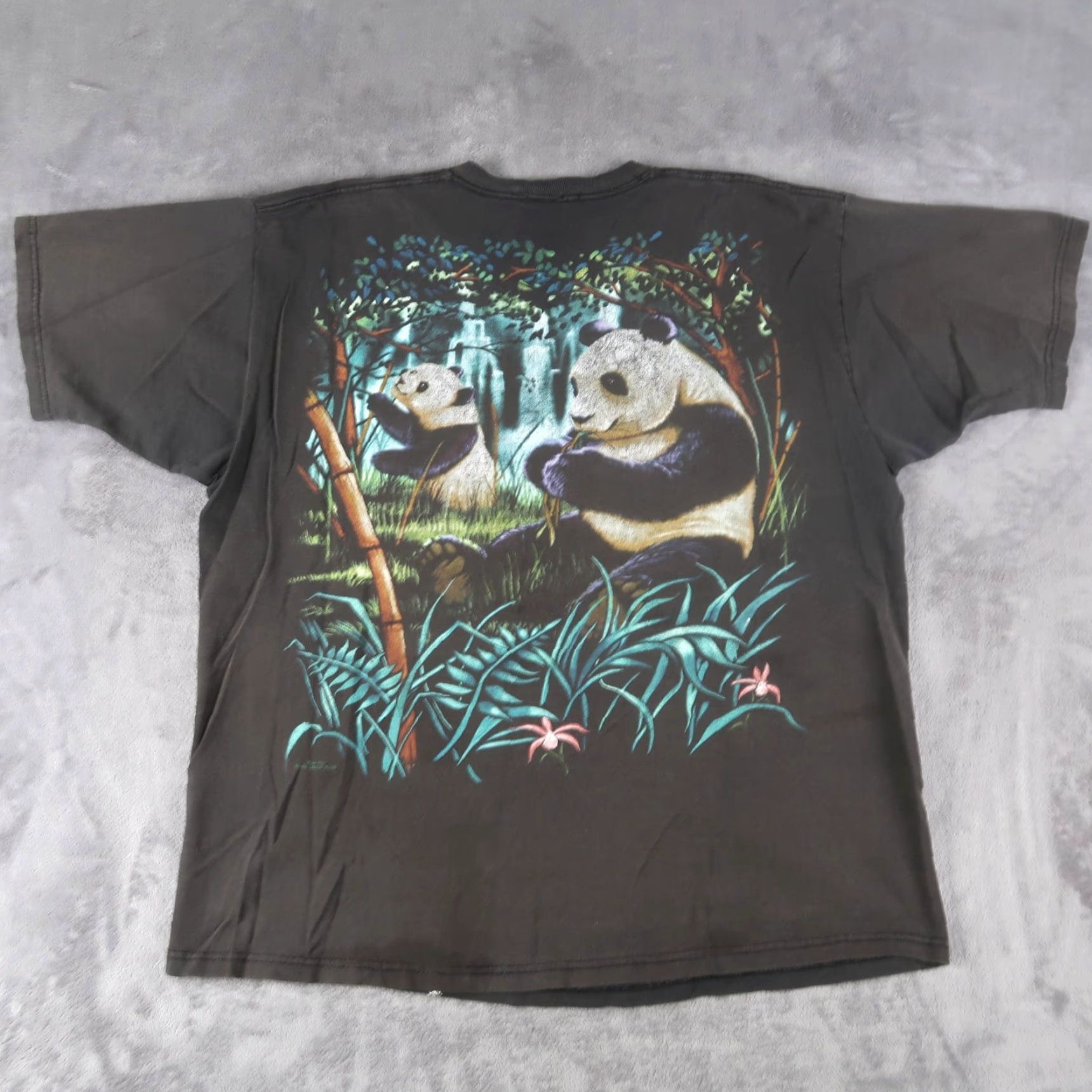 Liquid Blue VINTAGE 1990s Liquid Blue Brian Fox Panda Graphic T-Shirt XL Black Men 90s Double-Sided Size US XL / EU 56 / 4 - 2 Thumbnail