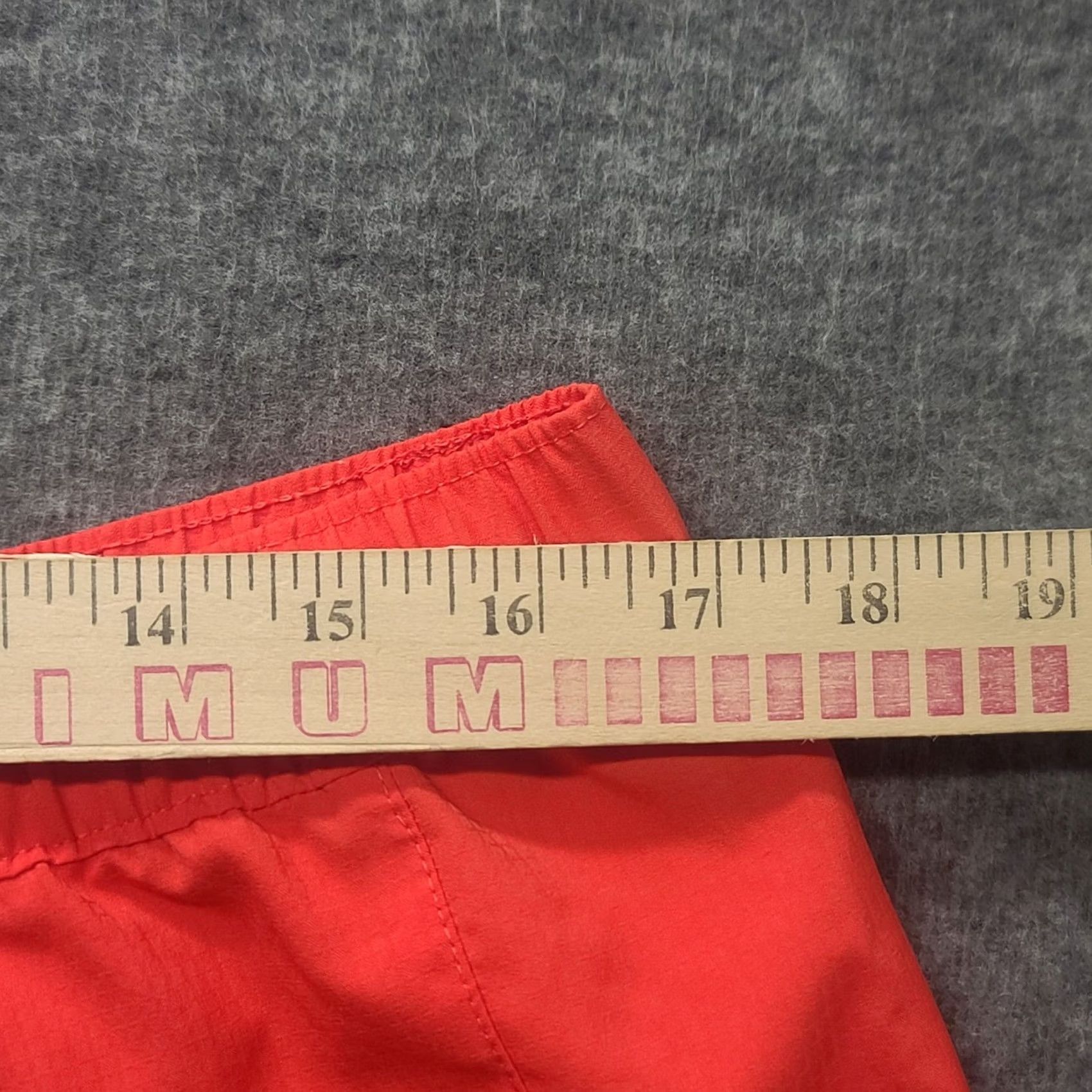 Vintage Columbia PFG Shorts Womens L Regular 4" Inseam Red Lightweight Outdoor Fishing Hiking Walking Knit Logo Pocket/Chino Style Size 36" / US 14 / IT 50 - 4 Thumbnail