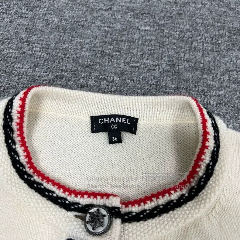 Chanel Chanel Snowflake Buckle Cashmere Cardigan coat Size XS / US 0-2 / IT 36-38 - 5 Thumbnail