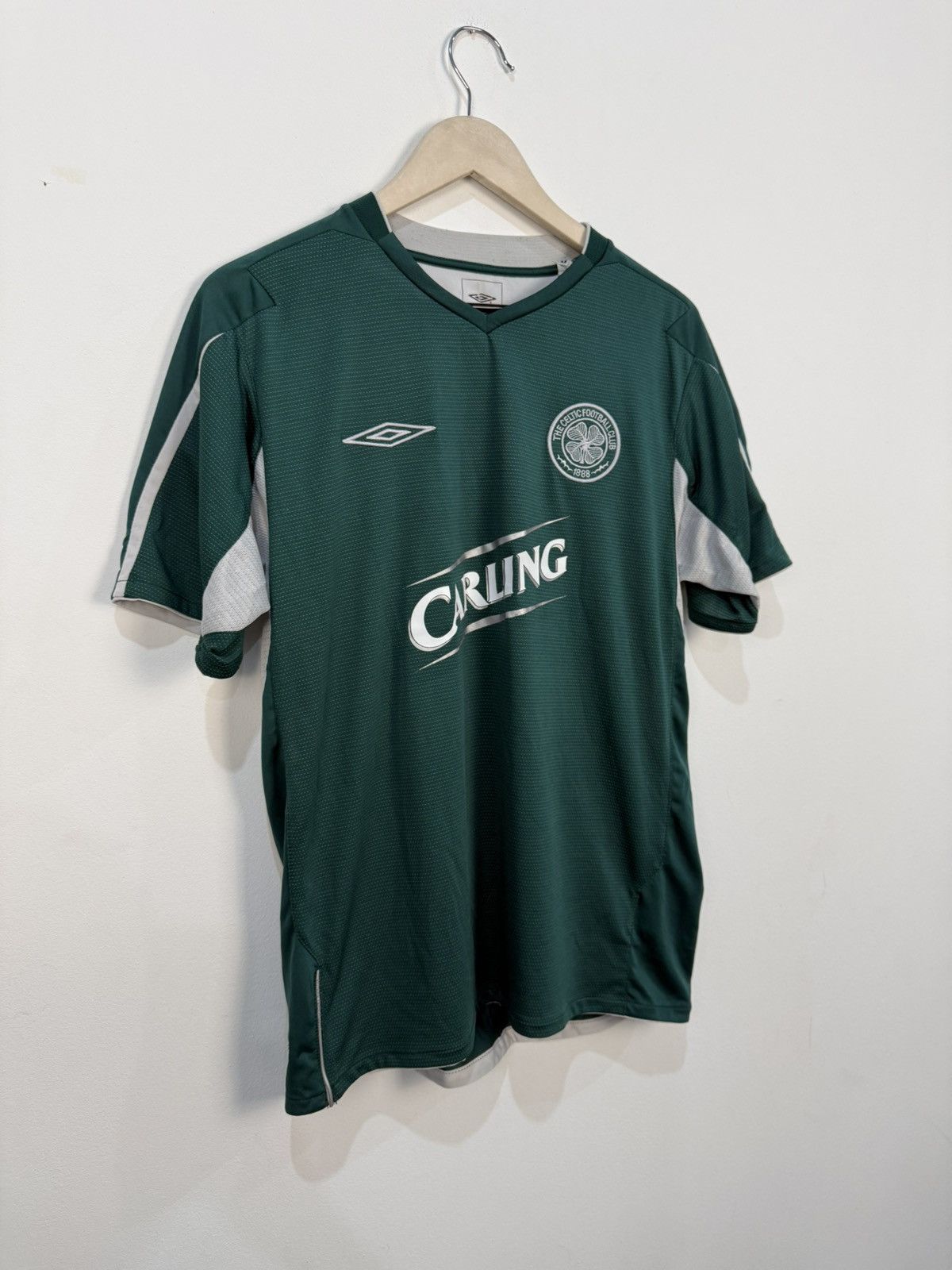 Umbro Umbro Celtic 2004/2005 Away Soccer Jersey Size US M / EU 48-50 / 2 - 3 Thumbnail