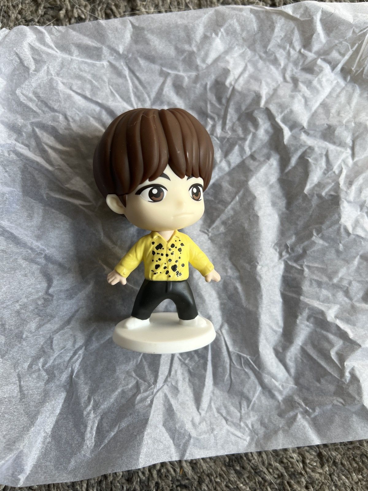 Hypebeast 2025 McDonald’s TinyTAN Jin Figure Size ONE SIZE - 2 Thumbnail