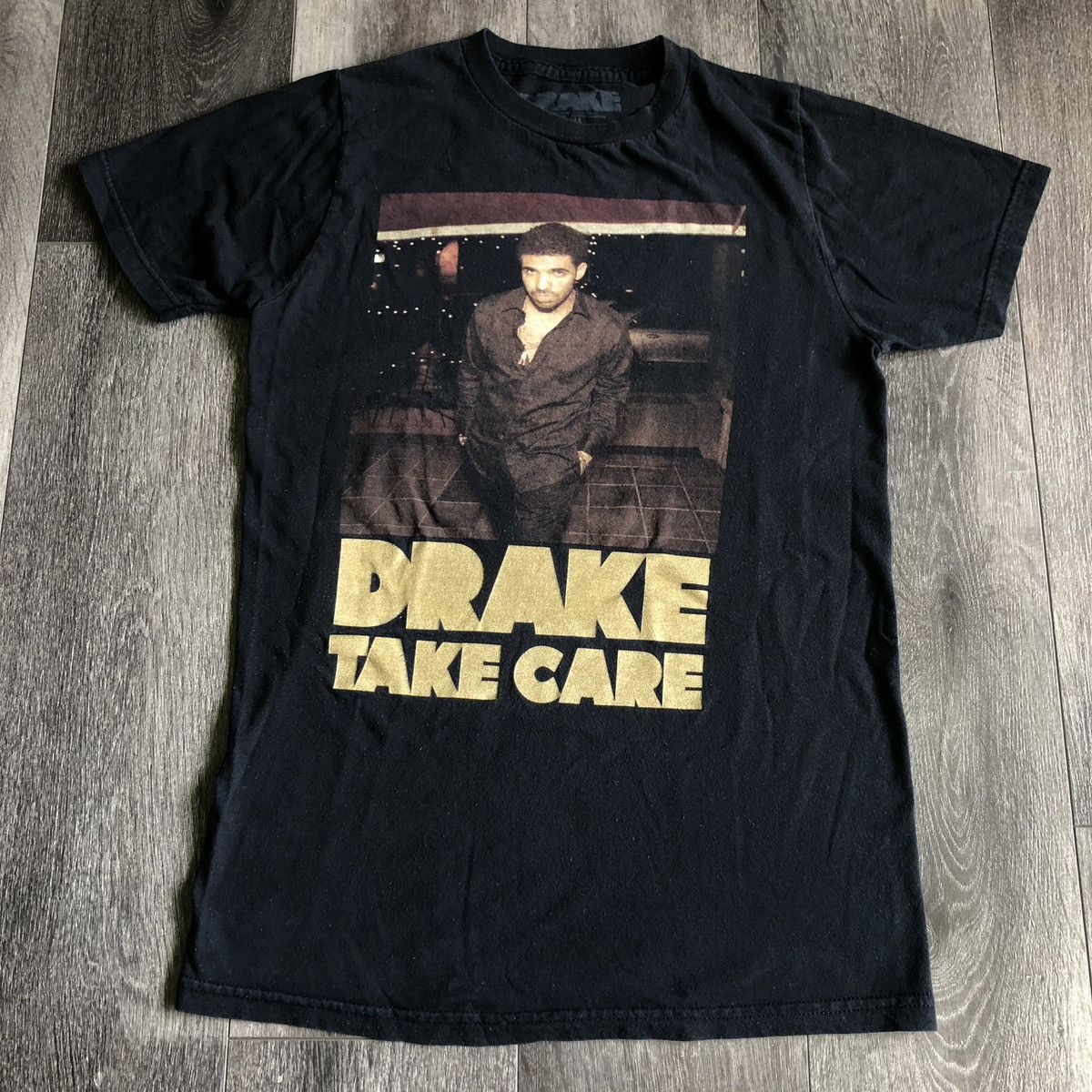 Drake Vintage Drake Take Care Album Promo Rap Graphic Logo T Shirt Size US S / EU 44-46 / 1 - 1 Thumbnail