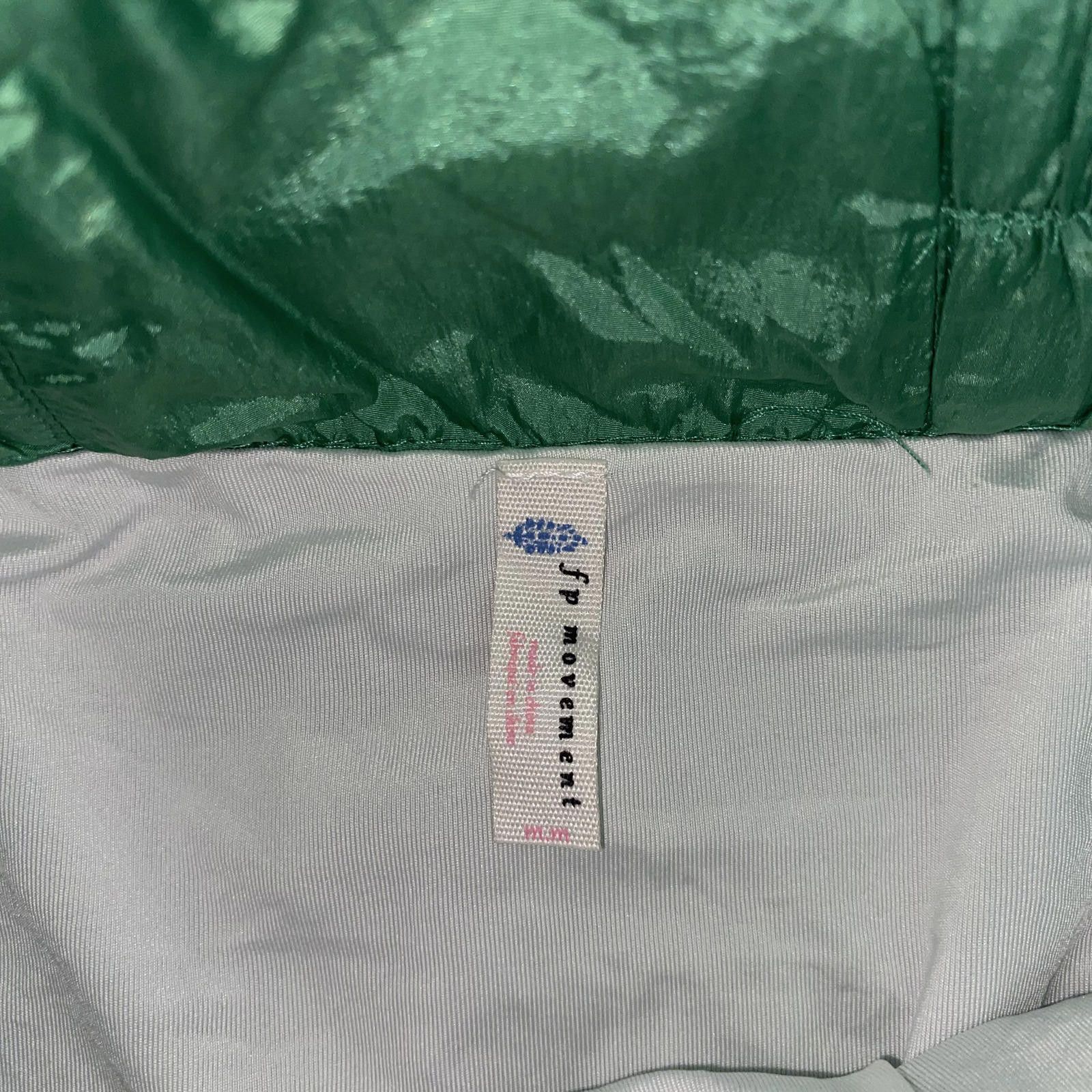 Free People Free People Movement green shorts Size 32" / US 10 / IT 46 - 3 Thumbnail