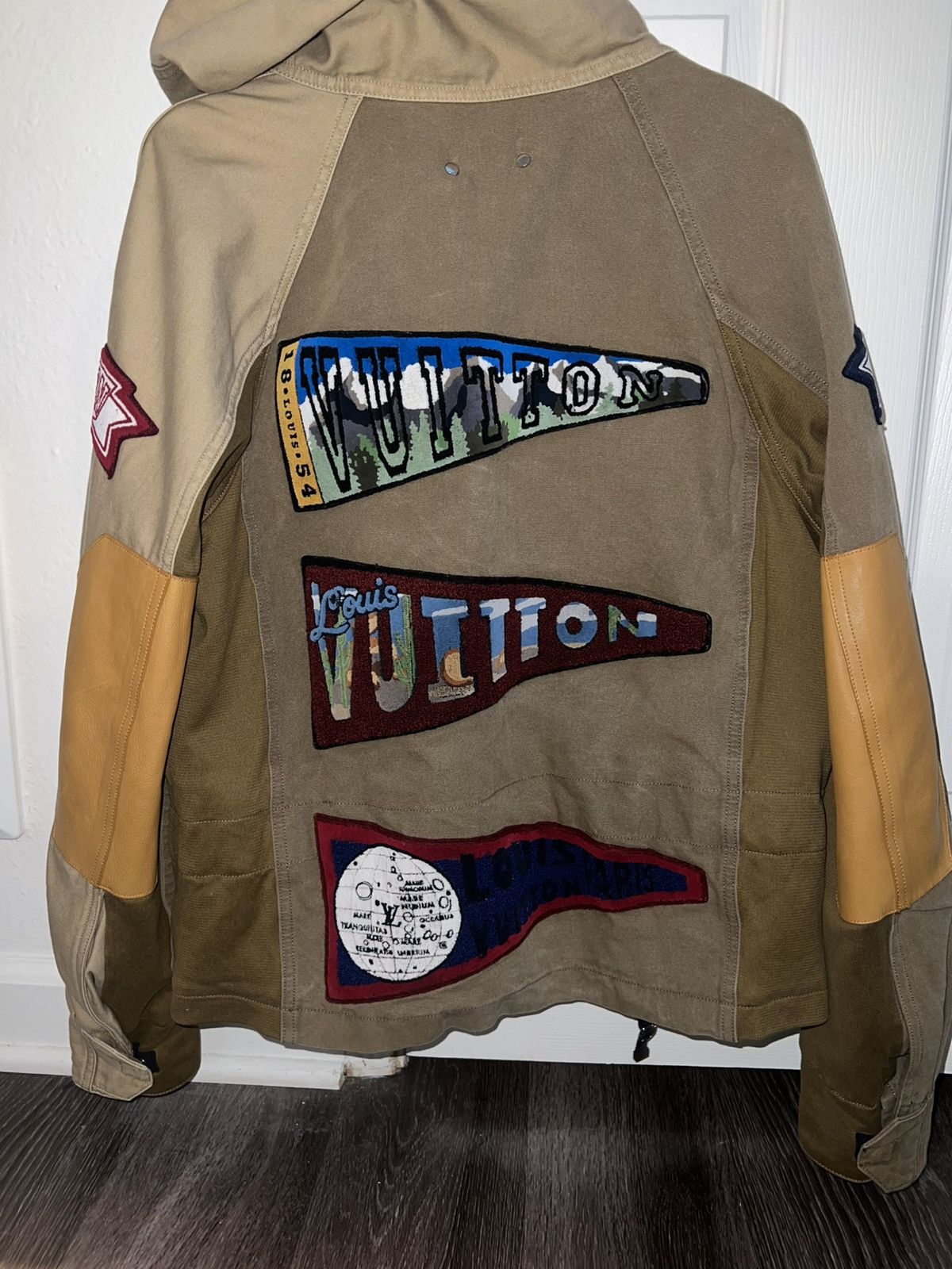 Louis Vuitton Louis Vuitton Flag Patch Jacket (SS15) Size US M / EU 48-50 / 2 - 2 Thumbnail