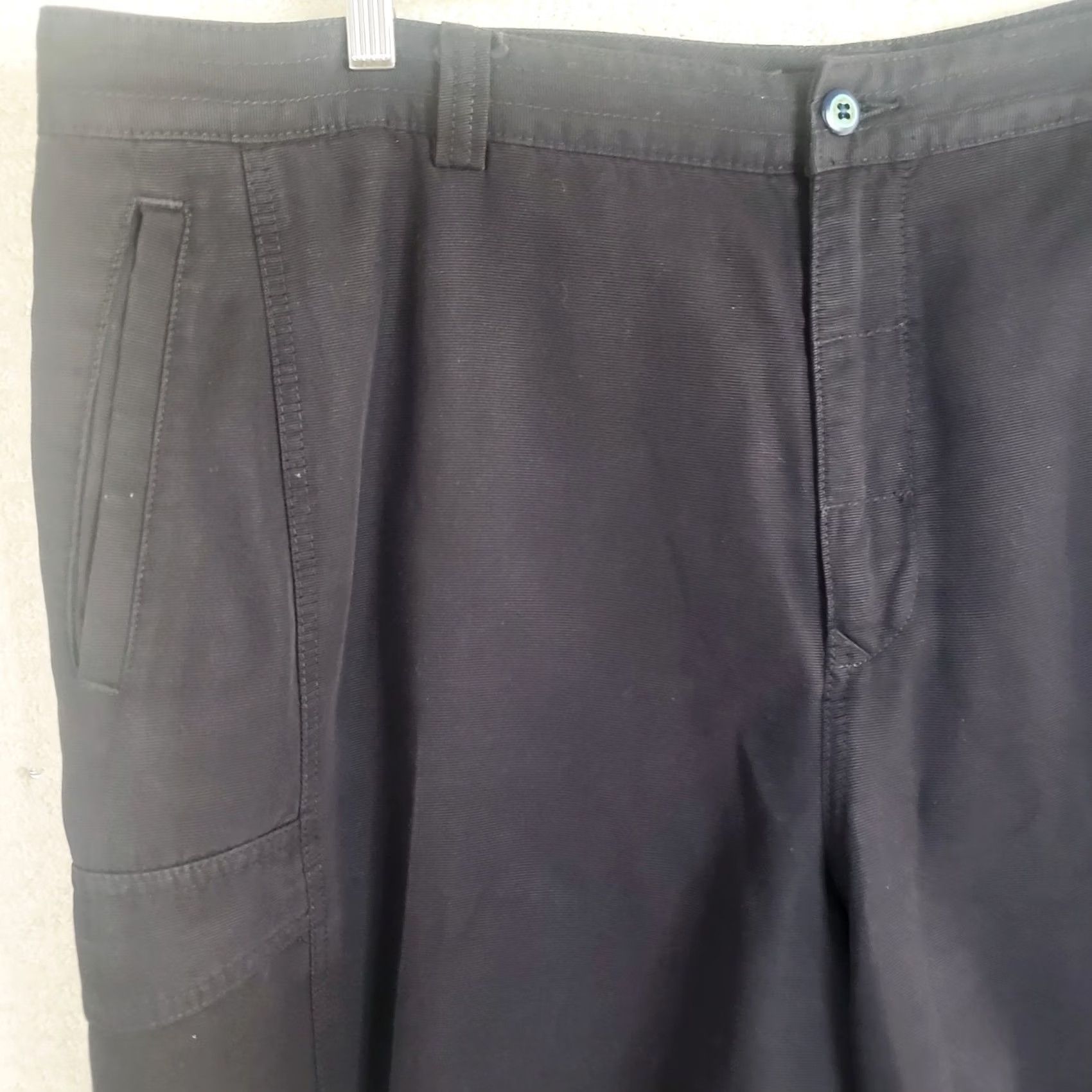 Tommy Bahama Tommy Bahama Shorts Mens 44 Black Stretch Chino Casual Flat Front 10in Inseam Canvas Pocket Pockets Regular Classic Mens Size US 44 / EU 60 - 2 Thumbnail