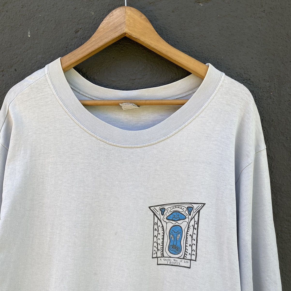 Man Made In Australia 💥SICK💥 THRASHED Vintage 90s Tropix Australia Surf ERD TEE Size US XL / EU 56 / 4 - 10 Thumbnail