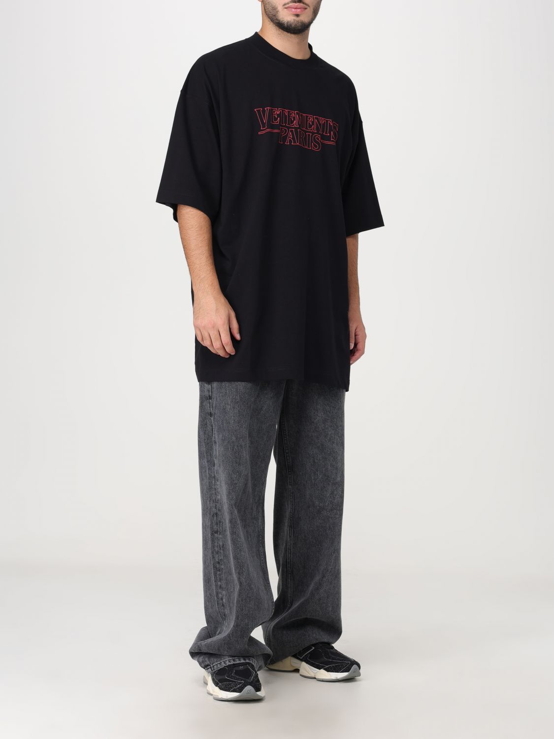 Vetements o1y0924 Oversize T-Shirt in Black Size US M / EU 48-50 / 2 - 2 Thumbnail