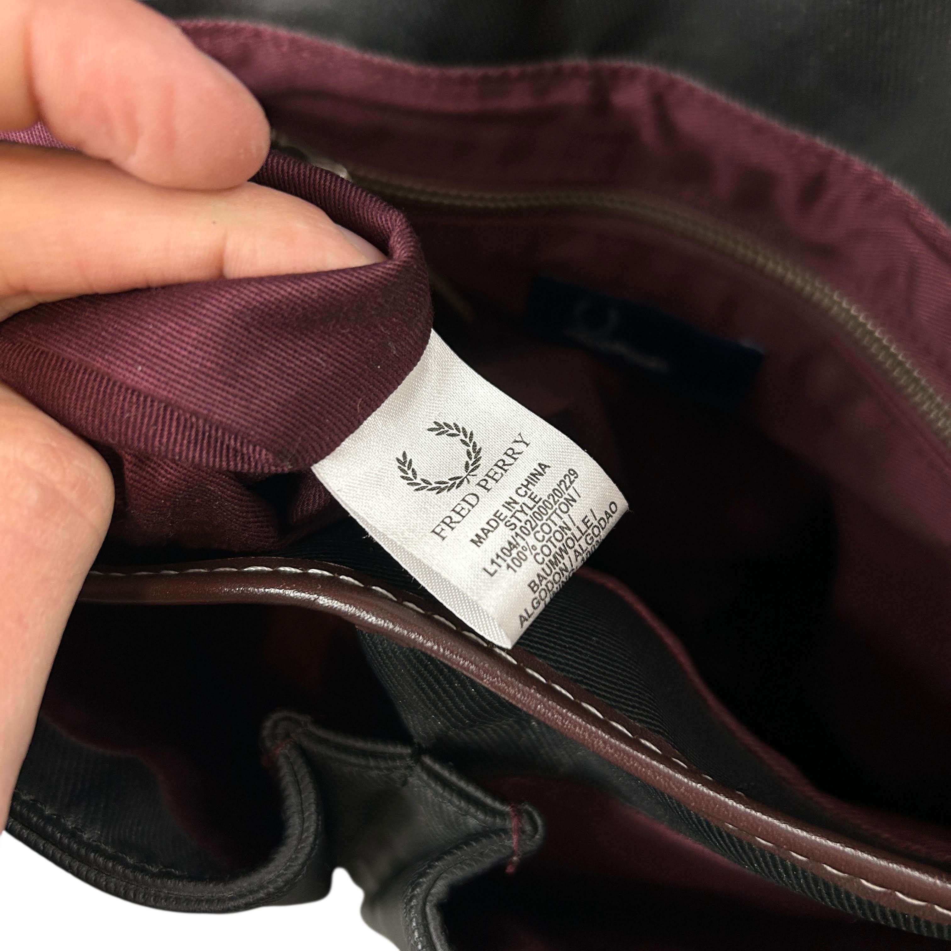 Fred Perry Fred Perry Waxed Cotton Black Shoulder Bag Men's Button Size ONE SIZE - 5 Thumbnail