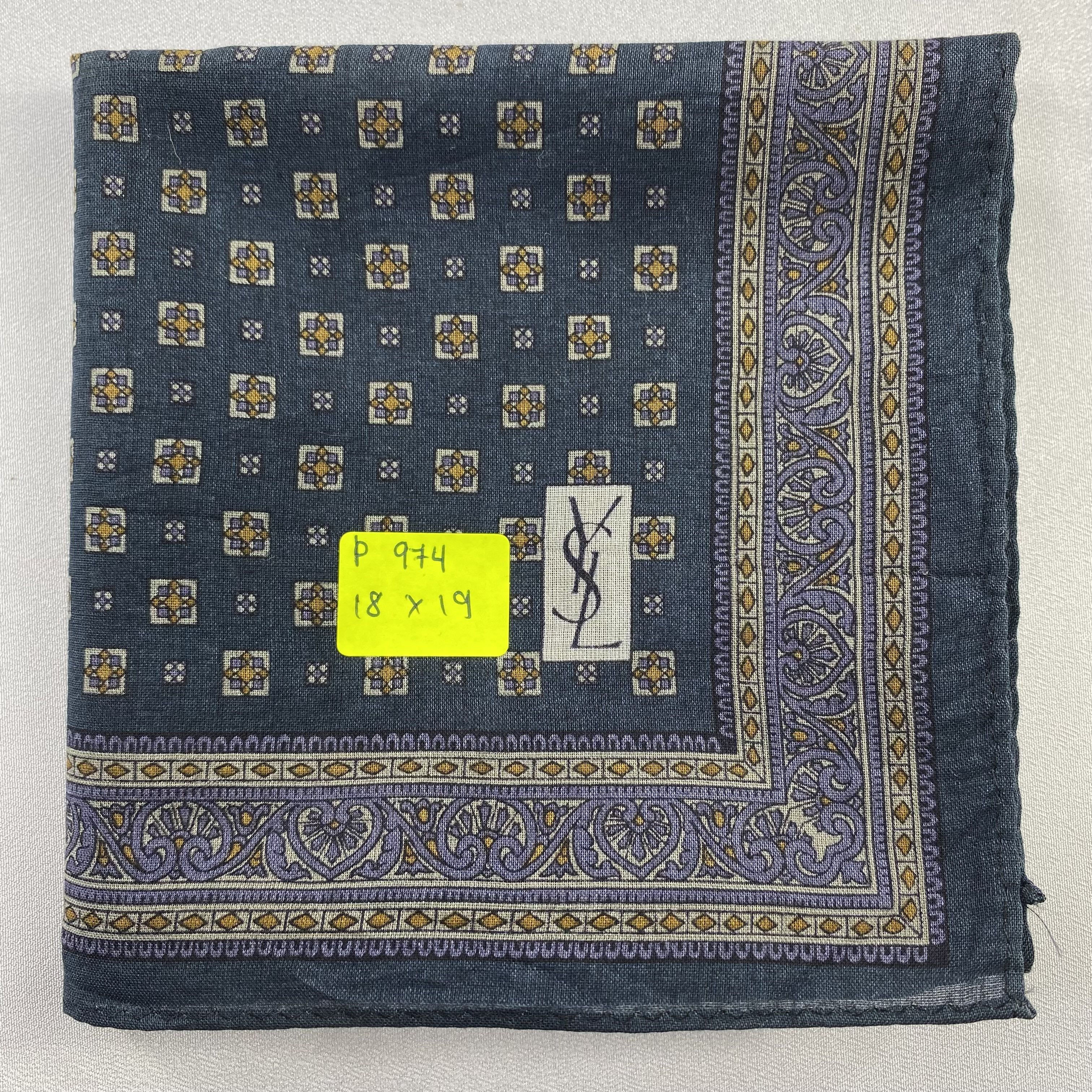 Vintage Yves Saint Laurent Handkerchief / Neckerchief / Bandana-P974 Size ONE SIZE - 7 Thumbnail