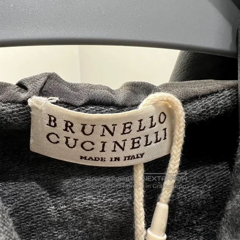 Brunello Cucinelli Brunello Cucinelli Beaded hooded zippered sleeveless sweat Size XS / US 0-2 / IT 36-38 - 3 Thumbnail