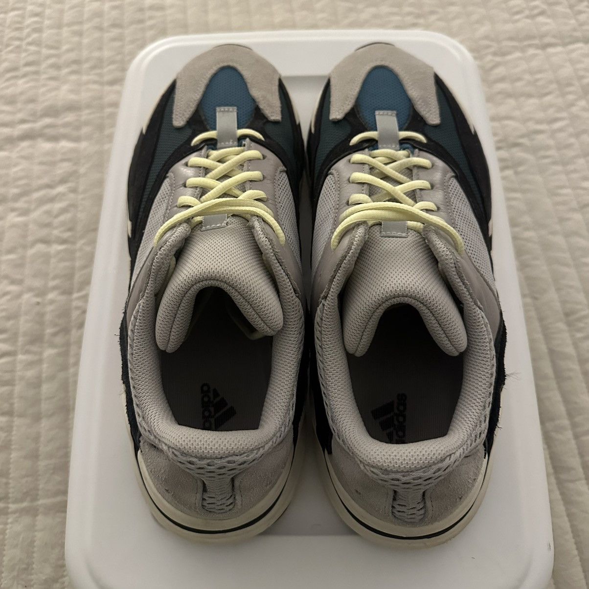 Yeezy Boost 700 Wave Runner Sneakers Multi-Color Design