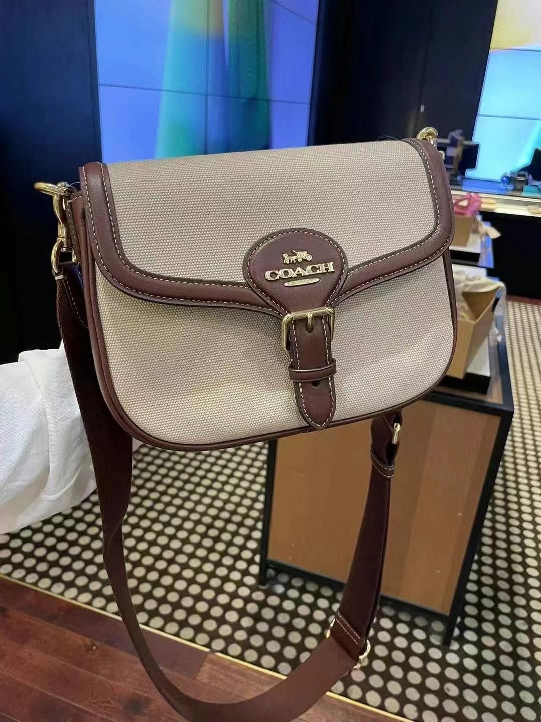 Coach Amelia Saddle Bag Cr171 in Beige, Women's