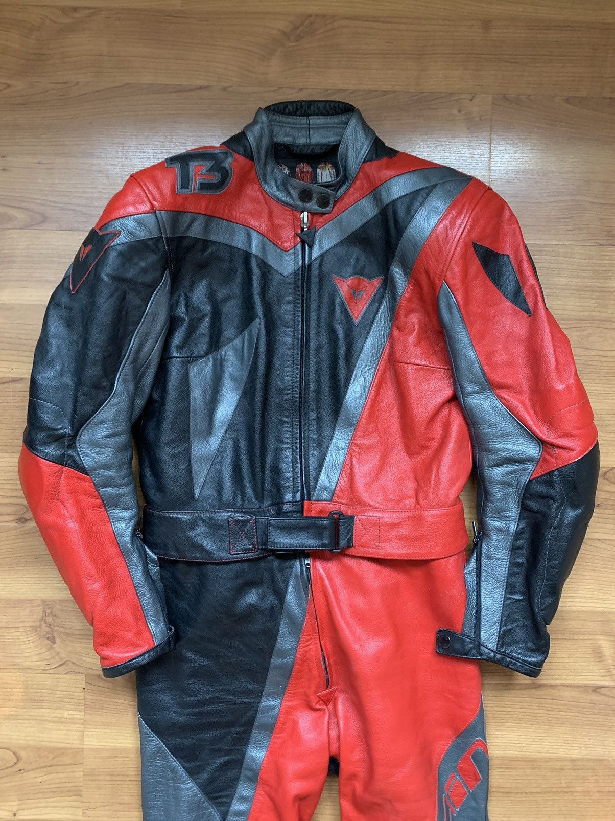 Dainese Vintage Dainese T3 Leather Suit Racing Moto size 48 Size US M / EU 48-50 / 2 - 3 Thumbnail