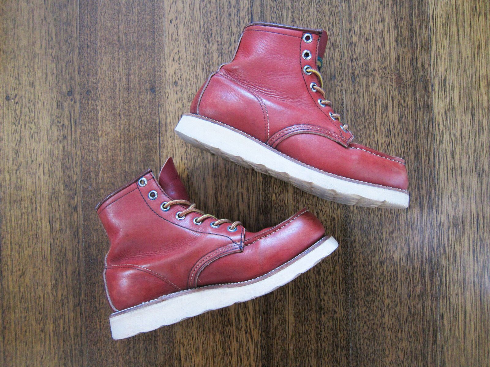 Red Wing RED WING / IRISH SETTER 2705 Classic Moc Oro Russet (US 4 E) Size US 4 / IT 34 - 7 Thumbnail