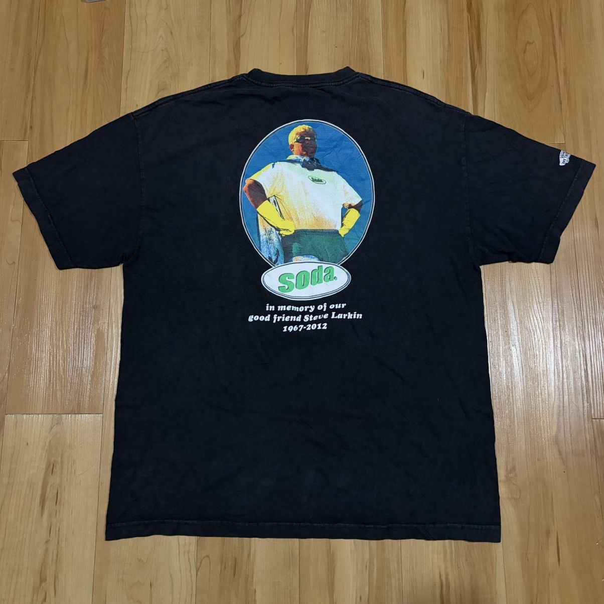Band Tees Soda superhero 1997 t-shirt by No use for a name Size US XL / EU 56 / 4 - 1 Thumbnail