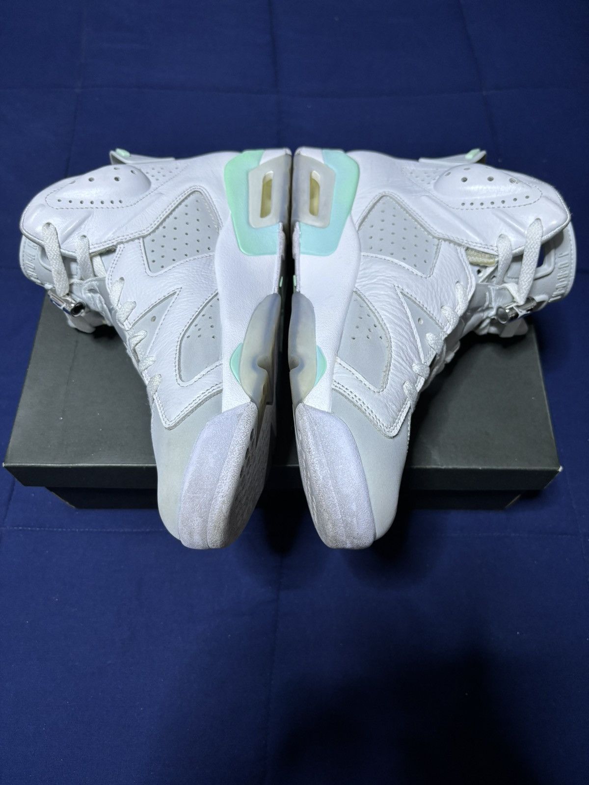 Jordan Brand Jordan 6 Retro Mint Foam 2022 Size 8.5M/10W Size US 8.5 / EU 41-42 - 3 Thumbnail