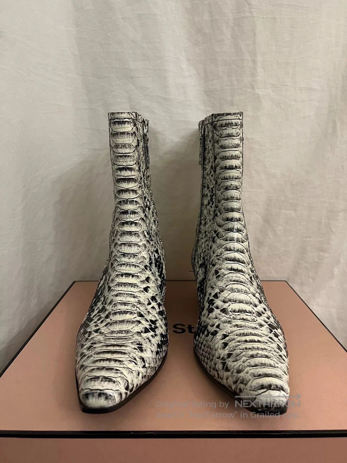 Acne Studios Acne Studios White Snakeskin Chelsea Boots. Size US 7 / IT 37 - 5 Thumbnail