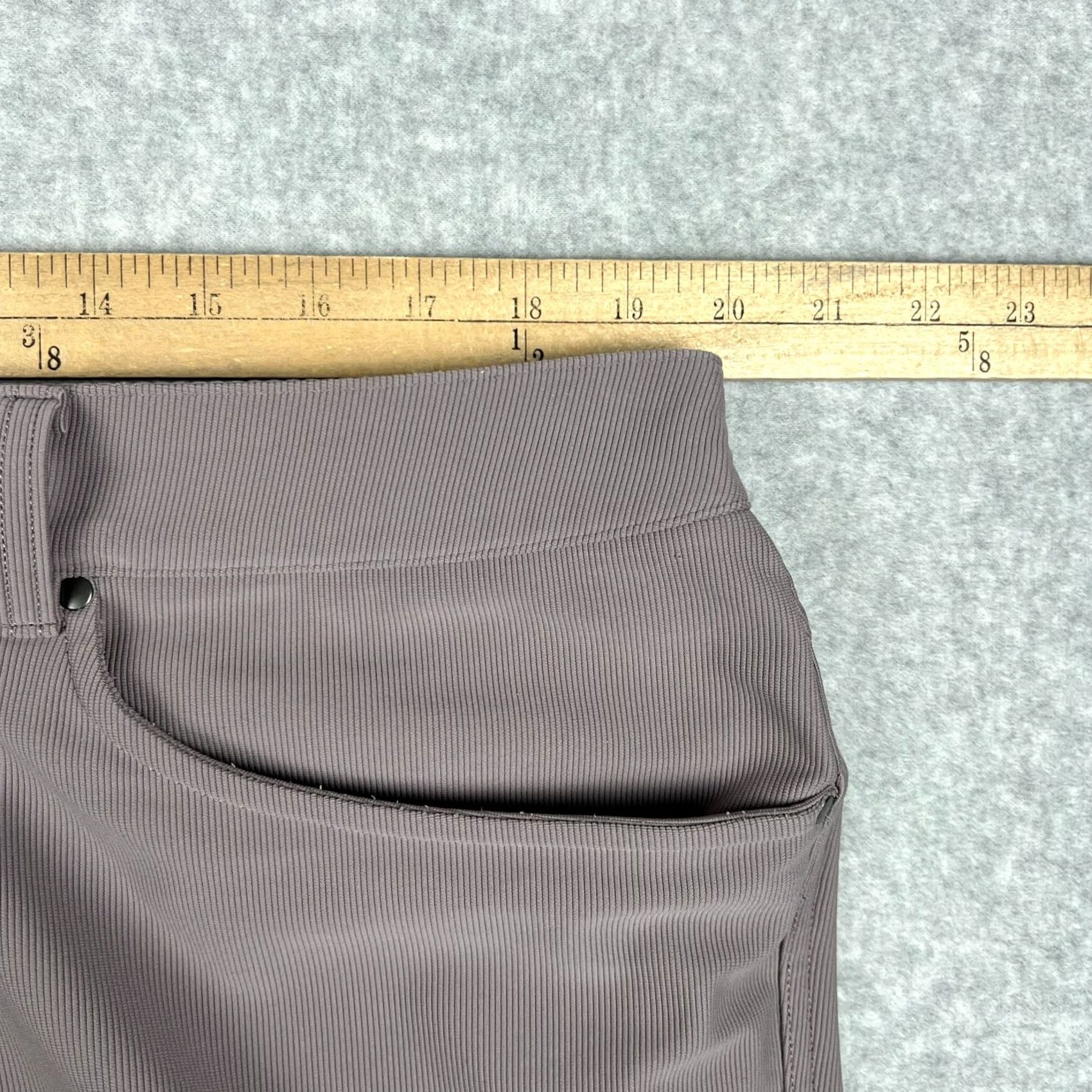 Lululemon Lululemon ABC Relaxed fit Crop Pants Corduroy 38x27 Mens Grey Stretch M5AHUS Size US 38 / EU 54 - 6 Thumbnail