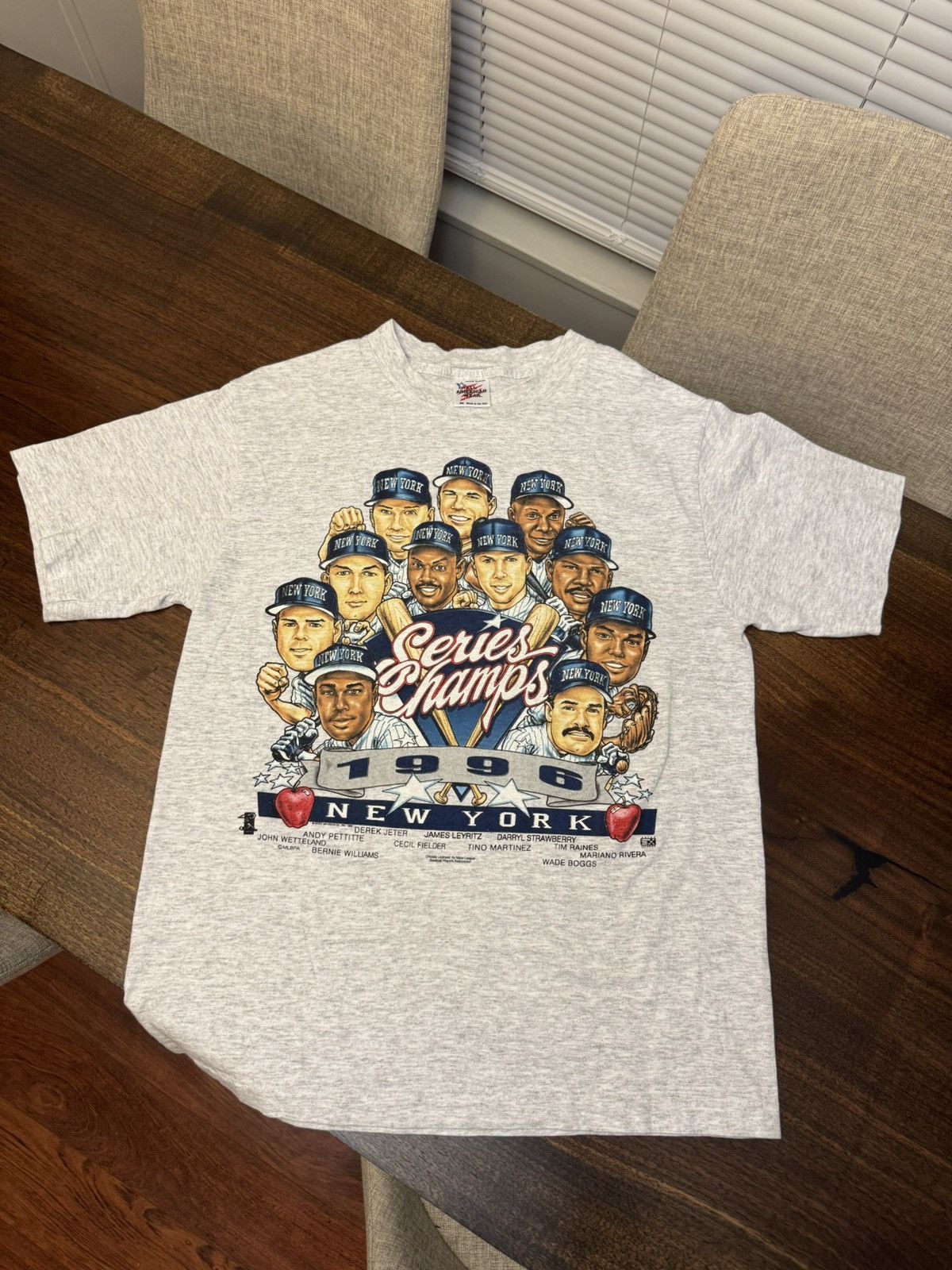 MLB Vintage New York Yankees World Series 1996 Tee Shirt Size US M / EU 48-50 / 2 - 1 Thumbnail