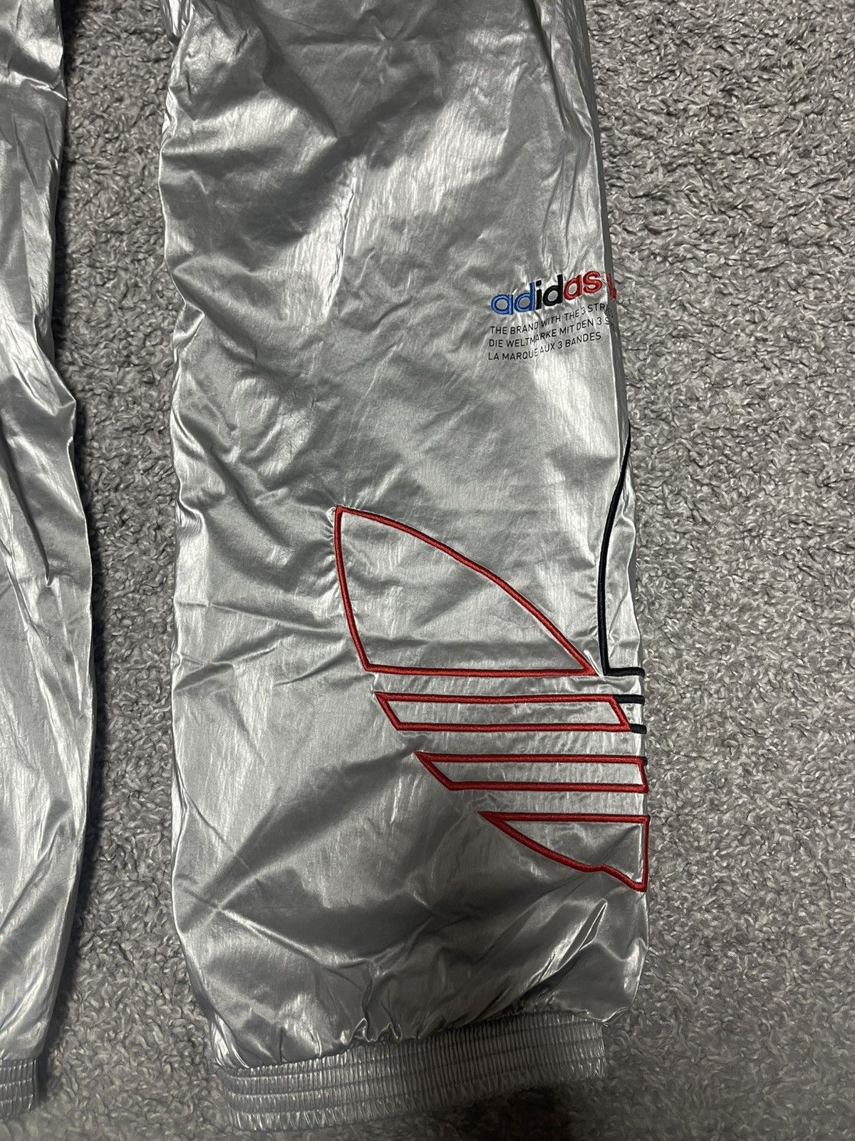 Adidas Adidas Originals Metallic Silver Big Logo Pants Size M NEW Size US 32 / EU 48 - 10 Thumbnail