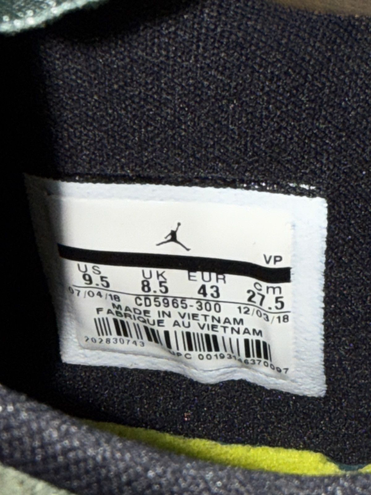 Jordan Brand × Travis Scott Nike Air Jordan × Travis Scott AJ33 UK8.5 Us9.5 Size US 9.5 / EU 42-43 - 10 Thumbnail