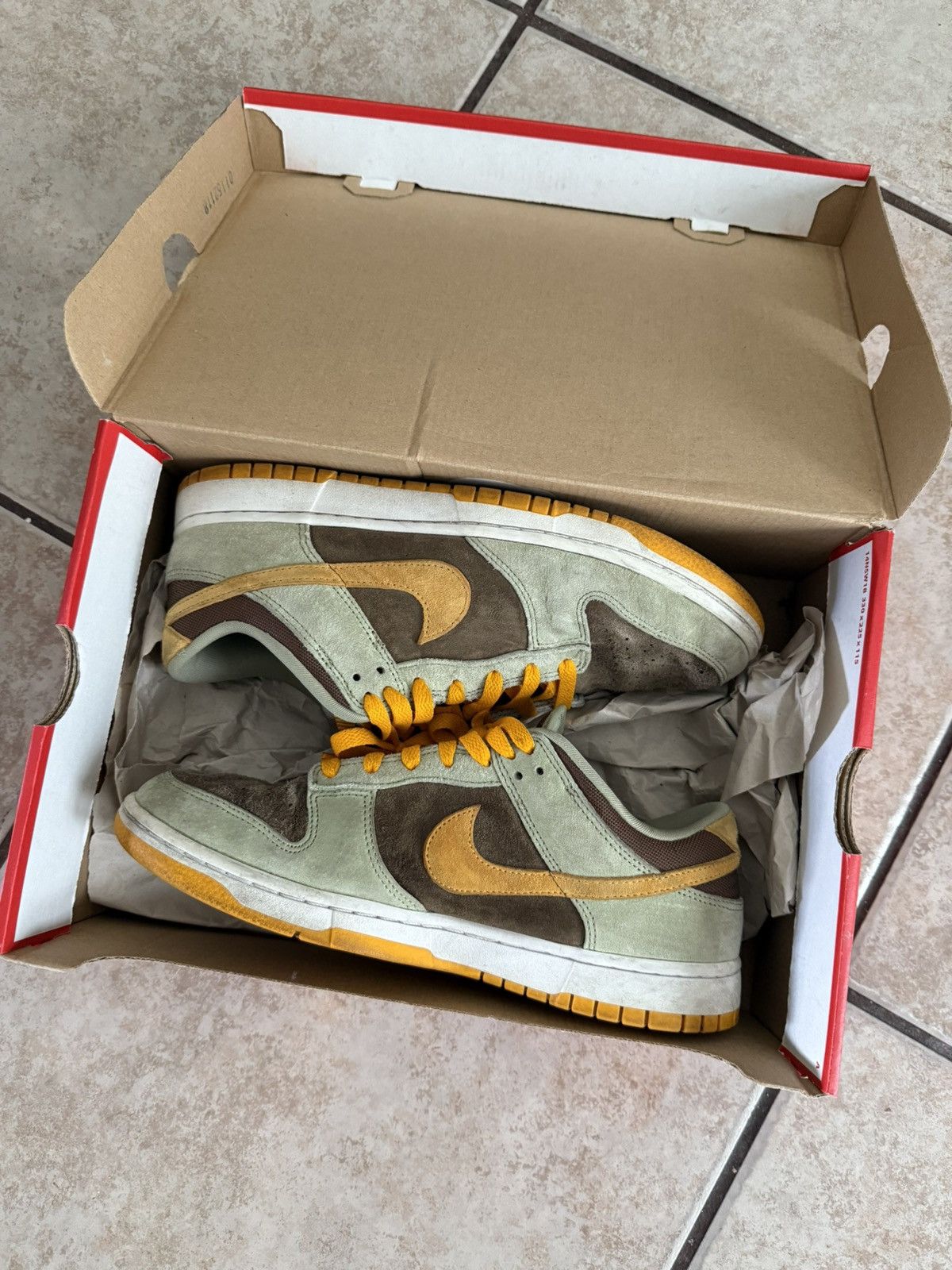 Nike Nike Dusty Olive Low Dunks Size US 9.5 / EU 42-43 - 7 Thumbnail