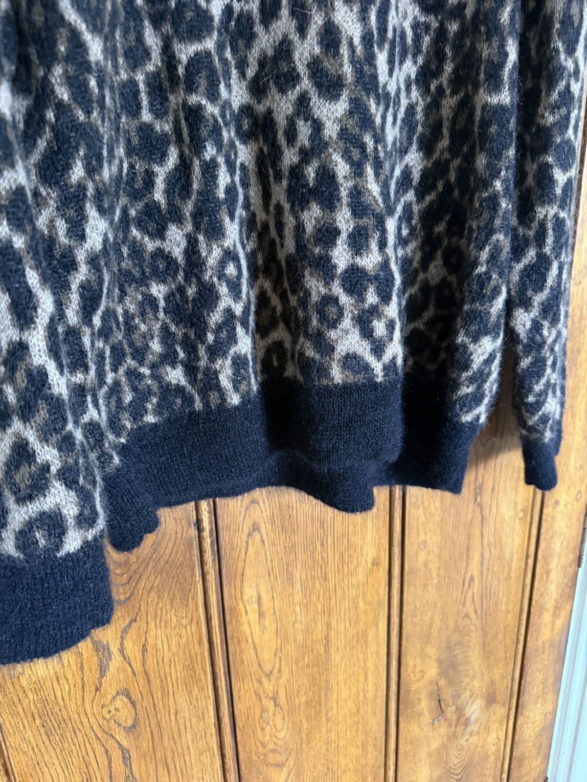 Celine FW22 Celine studded logo sweater Hedi Slimane grail leopard Size US M / EU 48-50 / 2 - 10 Thumbnail