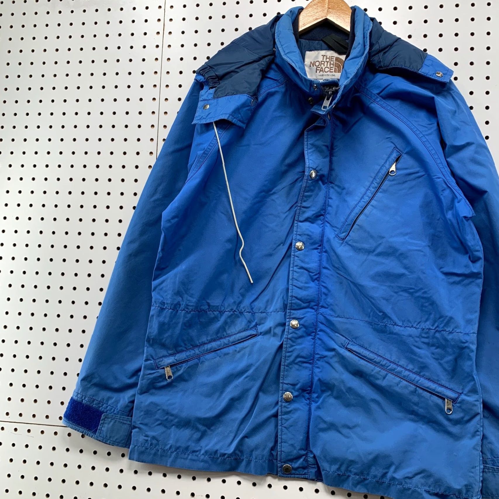 The North Face VINTAGE The North Face Gore Tex Jacket Mens M Blue Hooded Zip Made USA Jacket Size US M / EU 48-50 / 2 - 3 Thumbnail