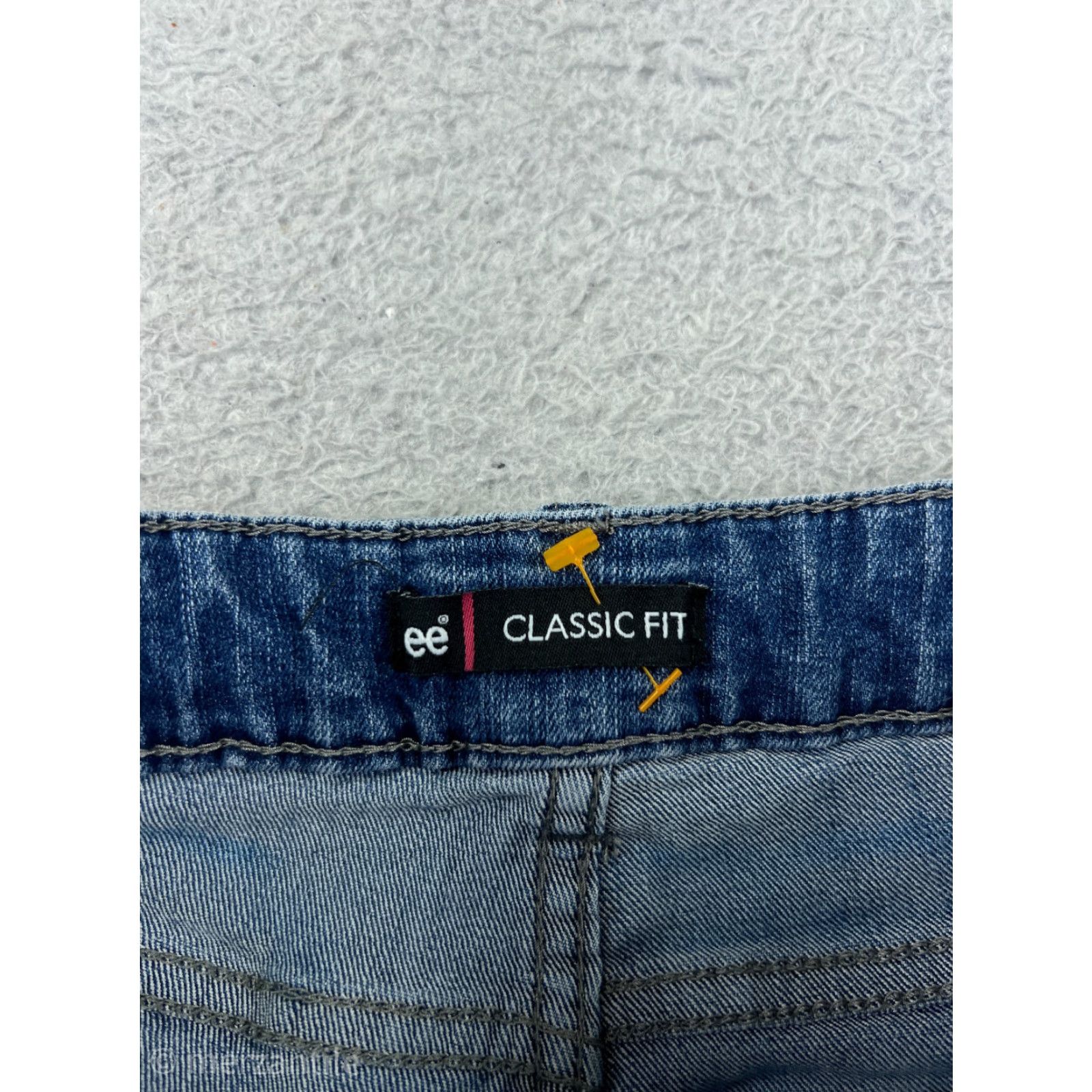 Lee Lee Womens Capri Jeans Medium Wash Blue Cotton Blend Stretch 8 Embroidered Logo Modern Size 30" / US 8 / IT 44 - 4 Thumbnail