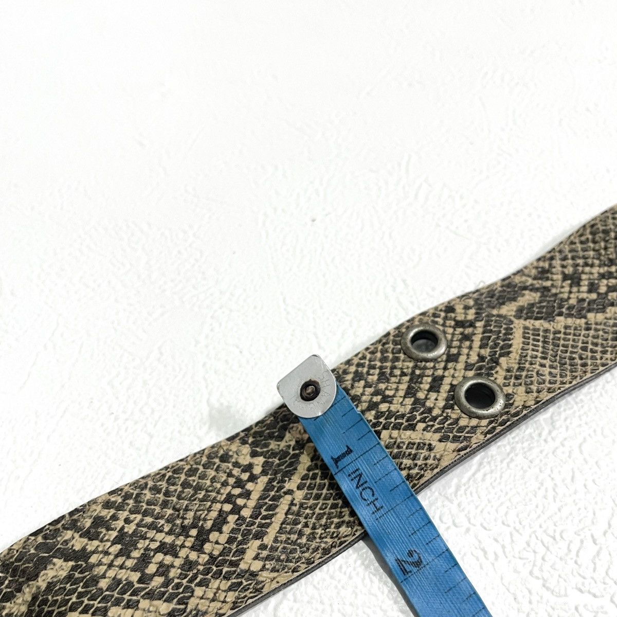 If Six Was Nine Vintage y2k snake skin belt Size ONE SIZE - 6 Thumbnail