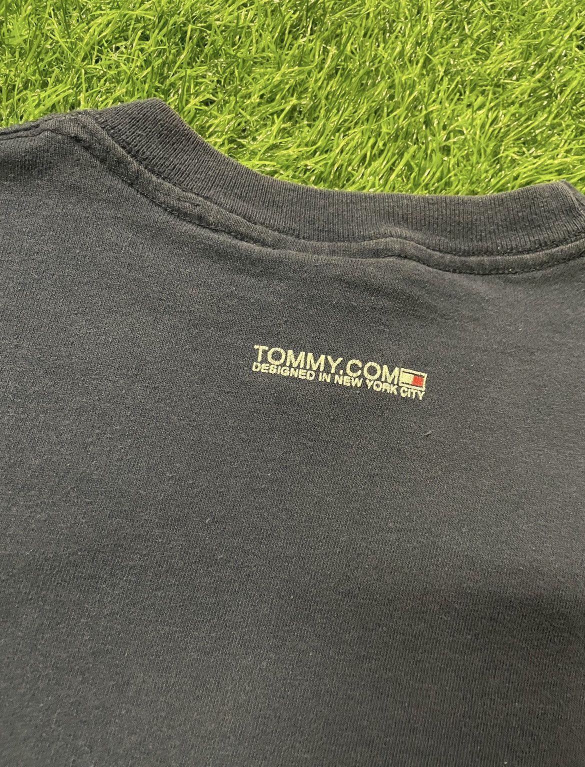 Tommy Hilfiger × Vintage vintage Tommy Hilfiger Long sleeve Size Youth Medium Size US XS / EU 42 / 0 - 4 Thumbnail