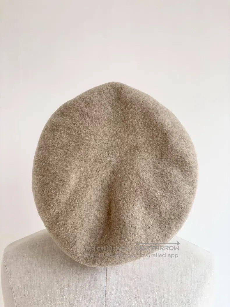 Vivienne Westwood Vivienne Westwood Oatmeal large Saturn embroidered beret Size ONE SIZE - 3 Thumbnail