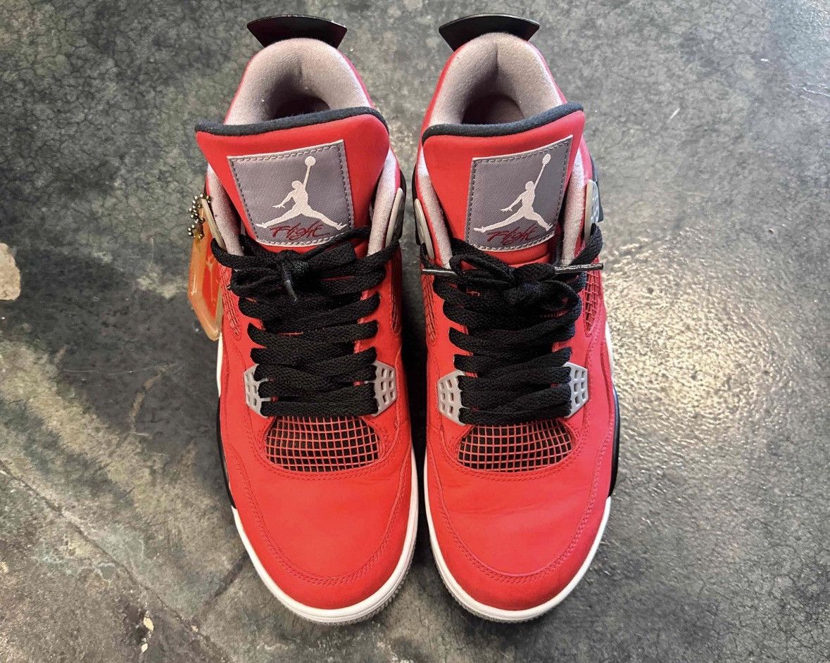 Jordan Brand Jordan 4 Toro Bravo Size US 10 / EU 43 - 3 Thumbnail