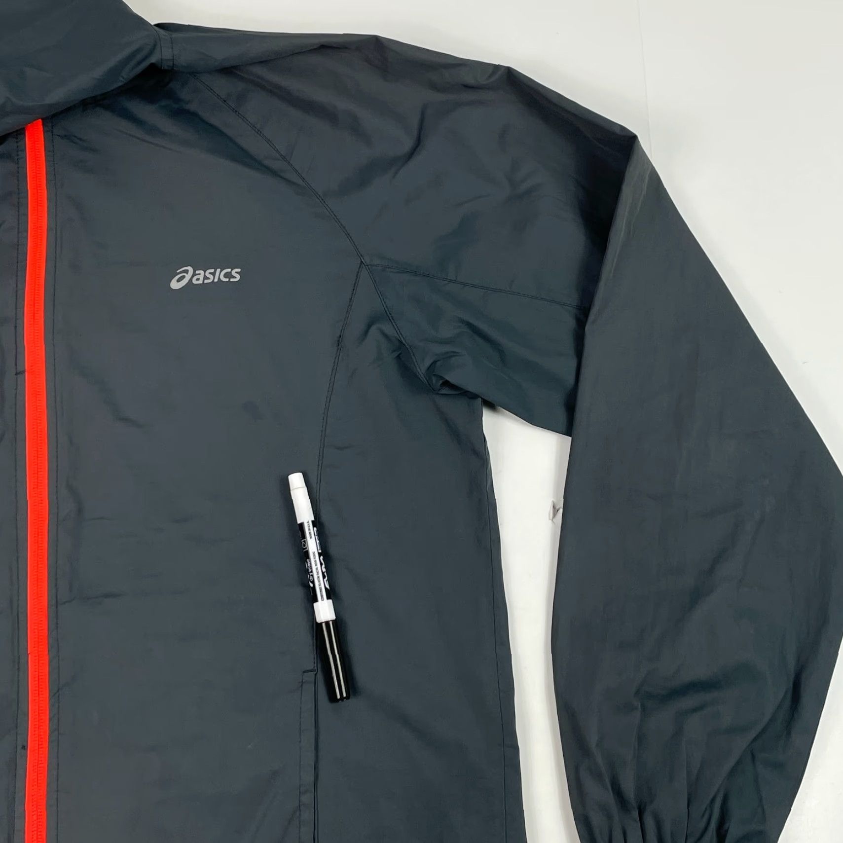 Asics Asics Jacket Mens Small Gray Hooded Running Ultralight Water Resistant Windbreaker Performance Outdoor Spring Fall Winter Size US S / EU 44-46 / 1 - 5 Thumbnail