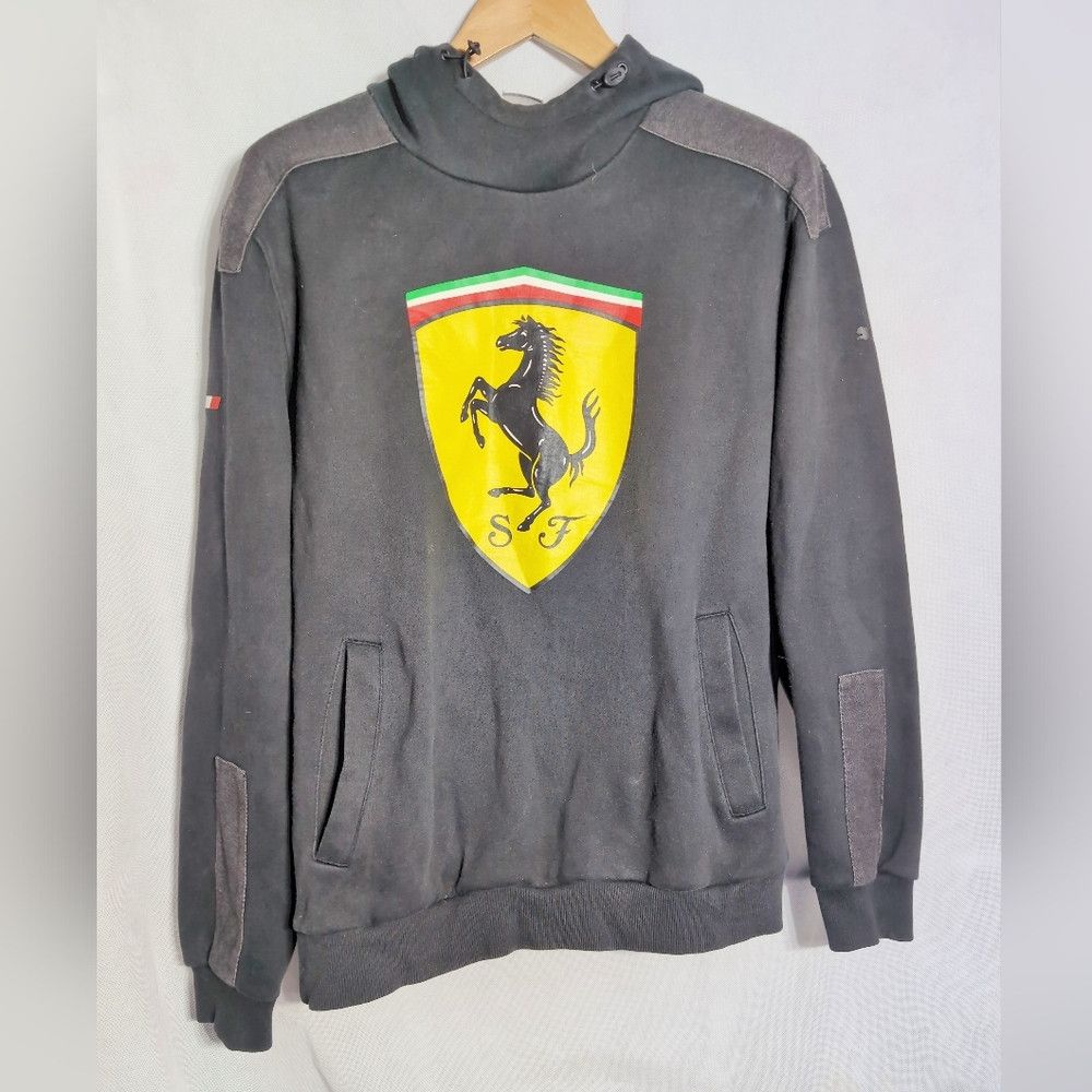 Puma Vintage Puma Black Hoodie with Scuderia Ferrari Logo Sz XL Size US XL / EU 56 / 4 - 1 Thumbnail
