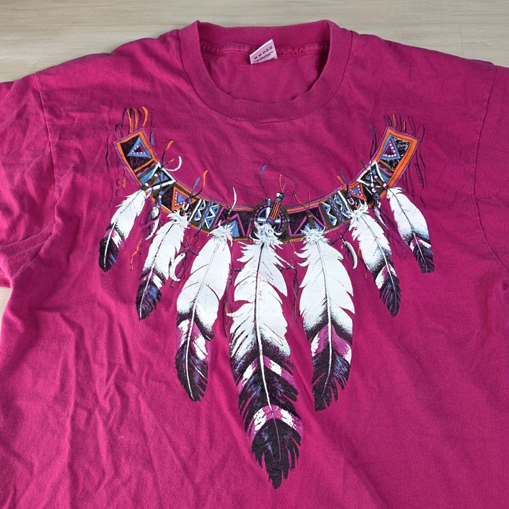Fruit Of The Loom VINTAGE Fruit Of The Loom Southwest Dream Catcher Feathers Native Shirt L Pink Unisex Adults 90s Size US L / EU 52-54 / 3 - 3 Thumbnail