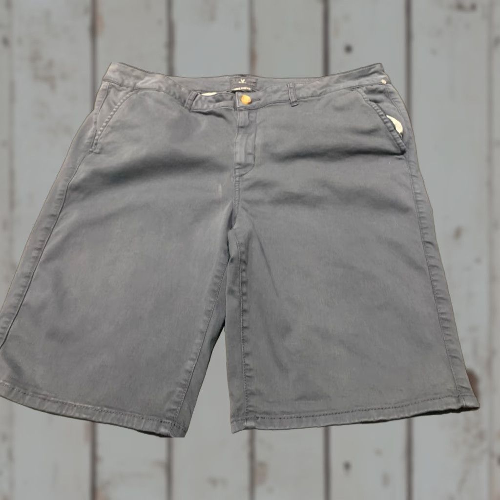 American Eagle Outfitters American Eagle Stretch Bermuda Shorts Blue Womens Large Size 40" / US 18 - 1 Thumbnail