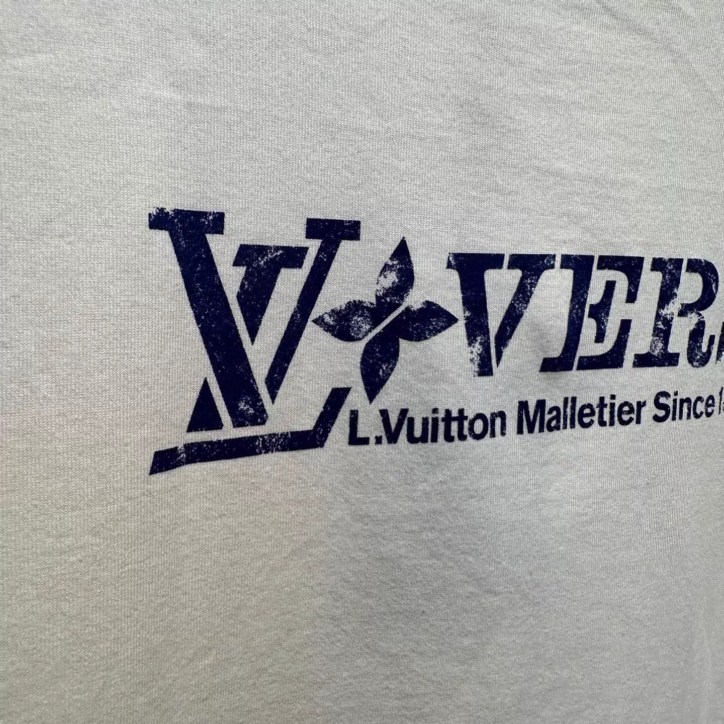Louis Vuitton Louis Vuitton White Sunset Diamond-Chest Short Sleeve Tee L NWT Size US L / EU 52-54 / 3 - 5 Thumbnail