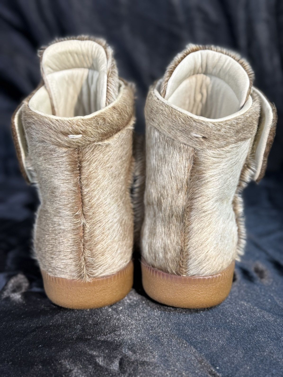 Maison Margiela MAISON MARGIELA YEEZYS TOUR PONY HAIR SNEAKERS US 10 Size US 10 / EU 43 - 6 Thumbnail