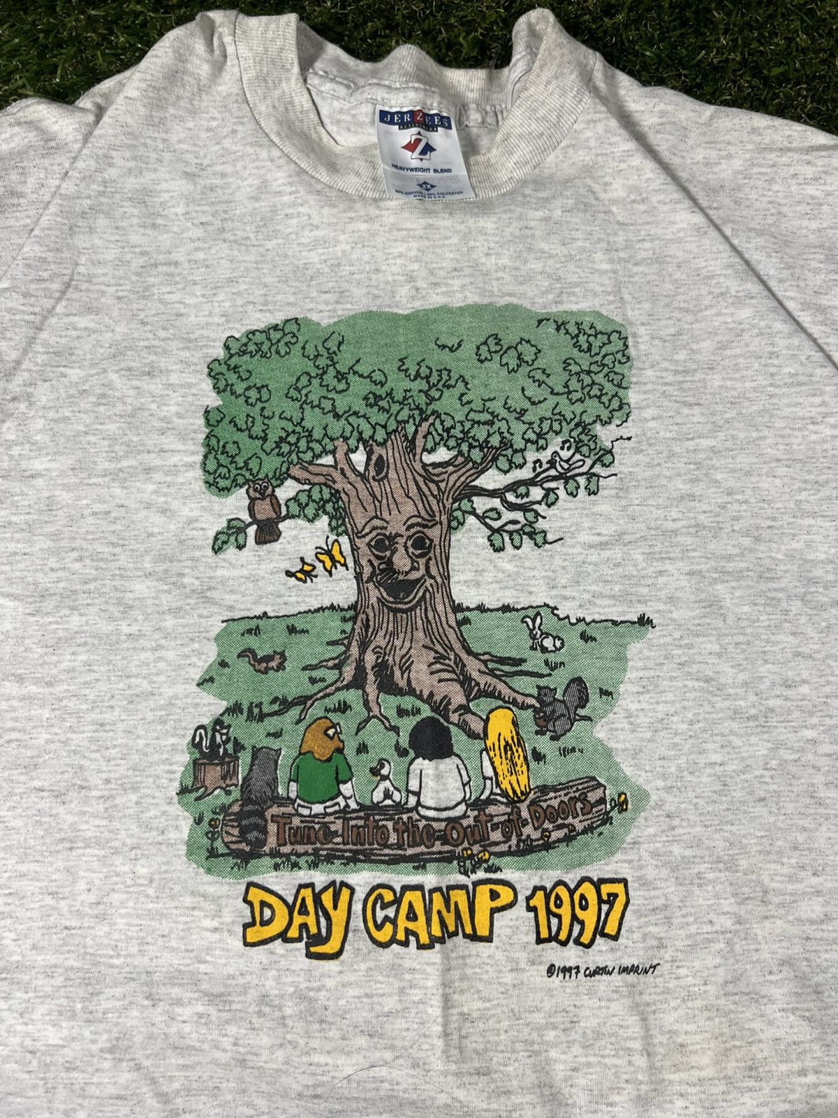 Vintage Vintage 90s Earth Day Trees Camp Outdoor Comic Graphic Tee Size US XXL / EU 58 / 5 - 2 Thumbnail