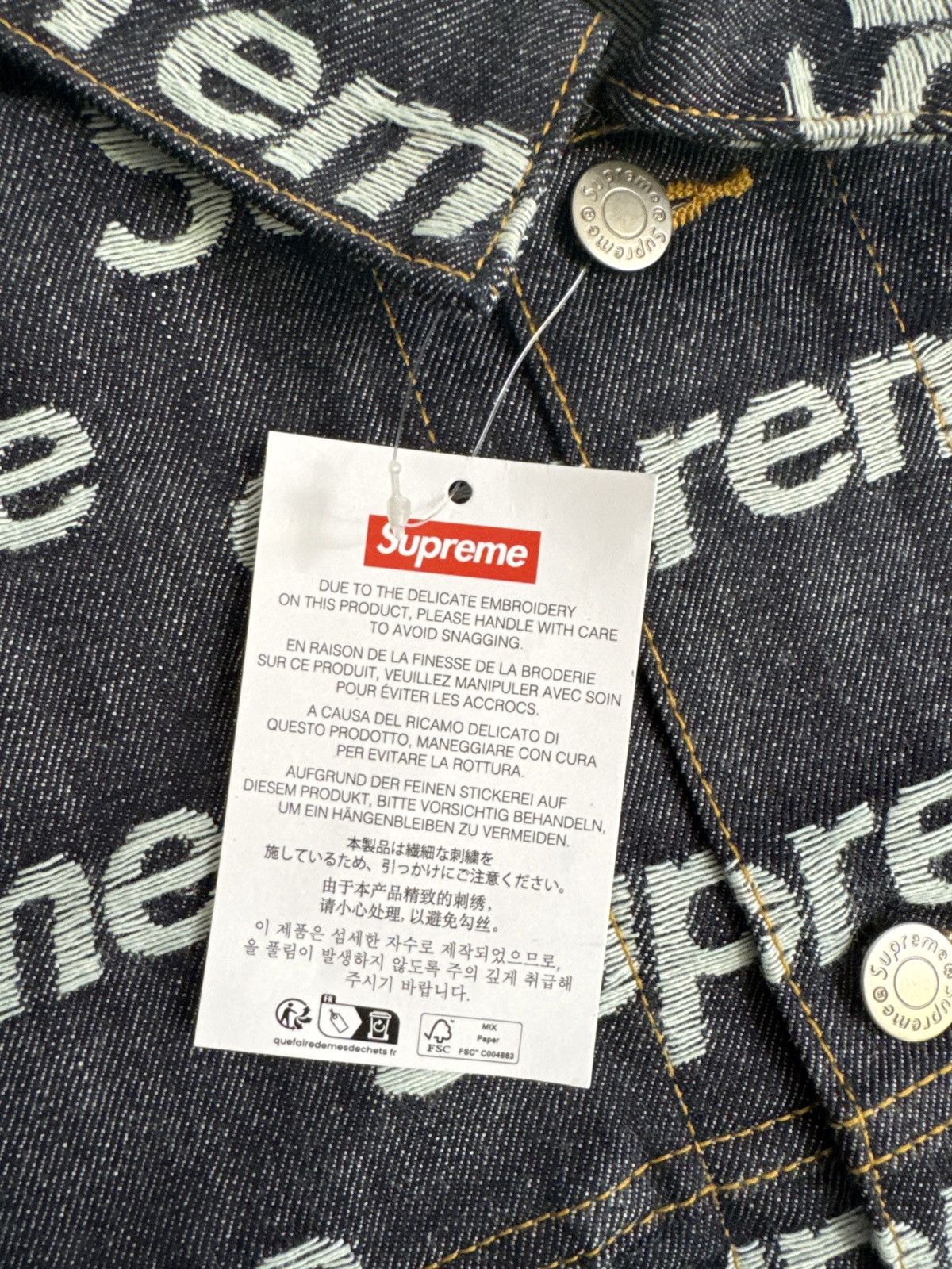 Supreme Supreme denim jacket logo Size US M / EU 48-50 / 2 - 6 Thumbnail